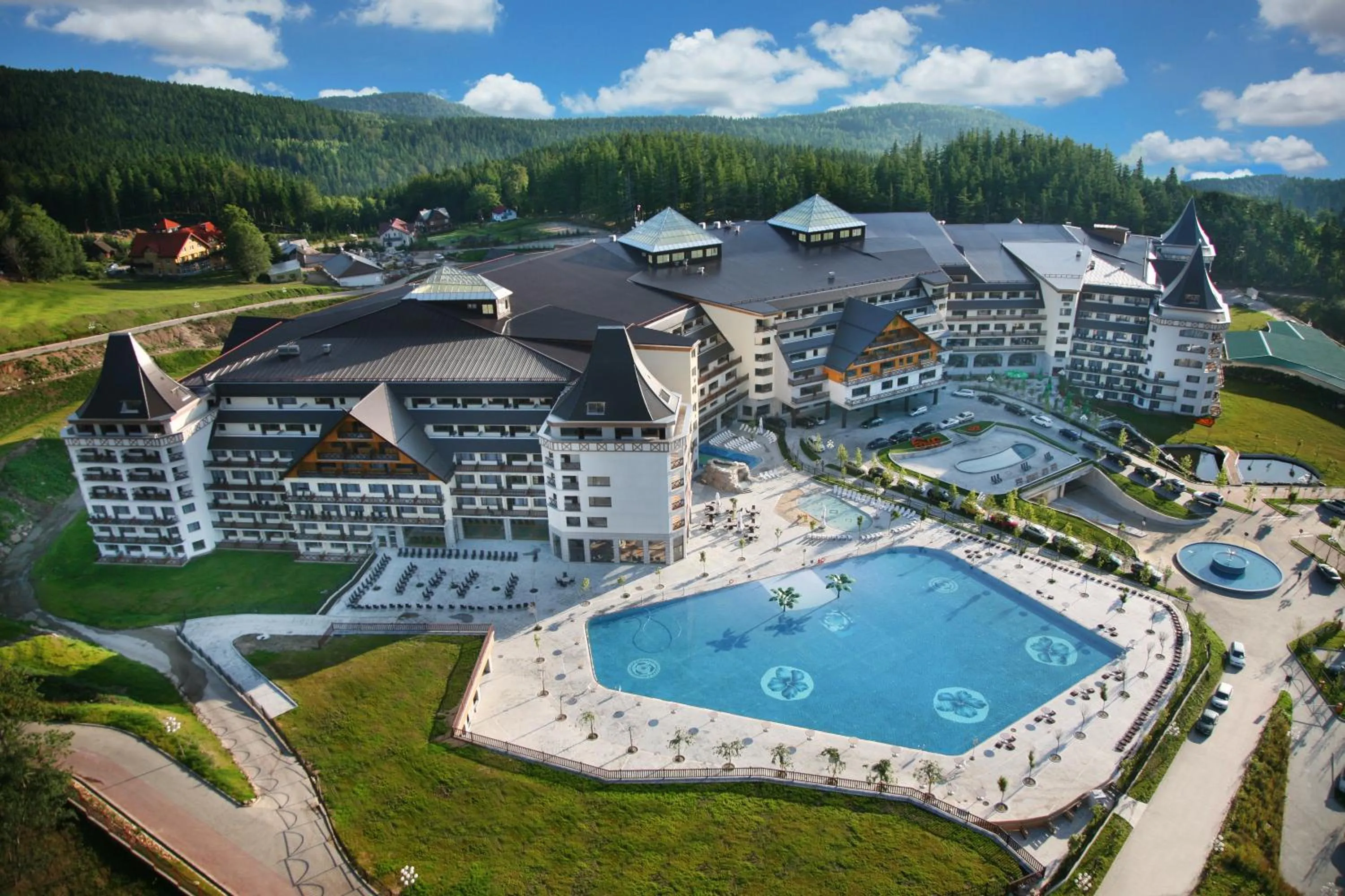 Property building in Hotel Gołębiewski Karpacz