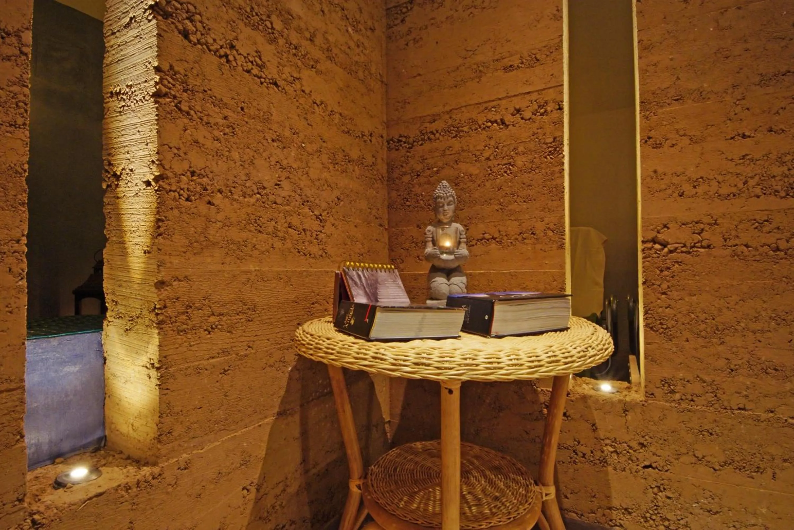 Decorative detail in Garnì Sirio