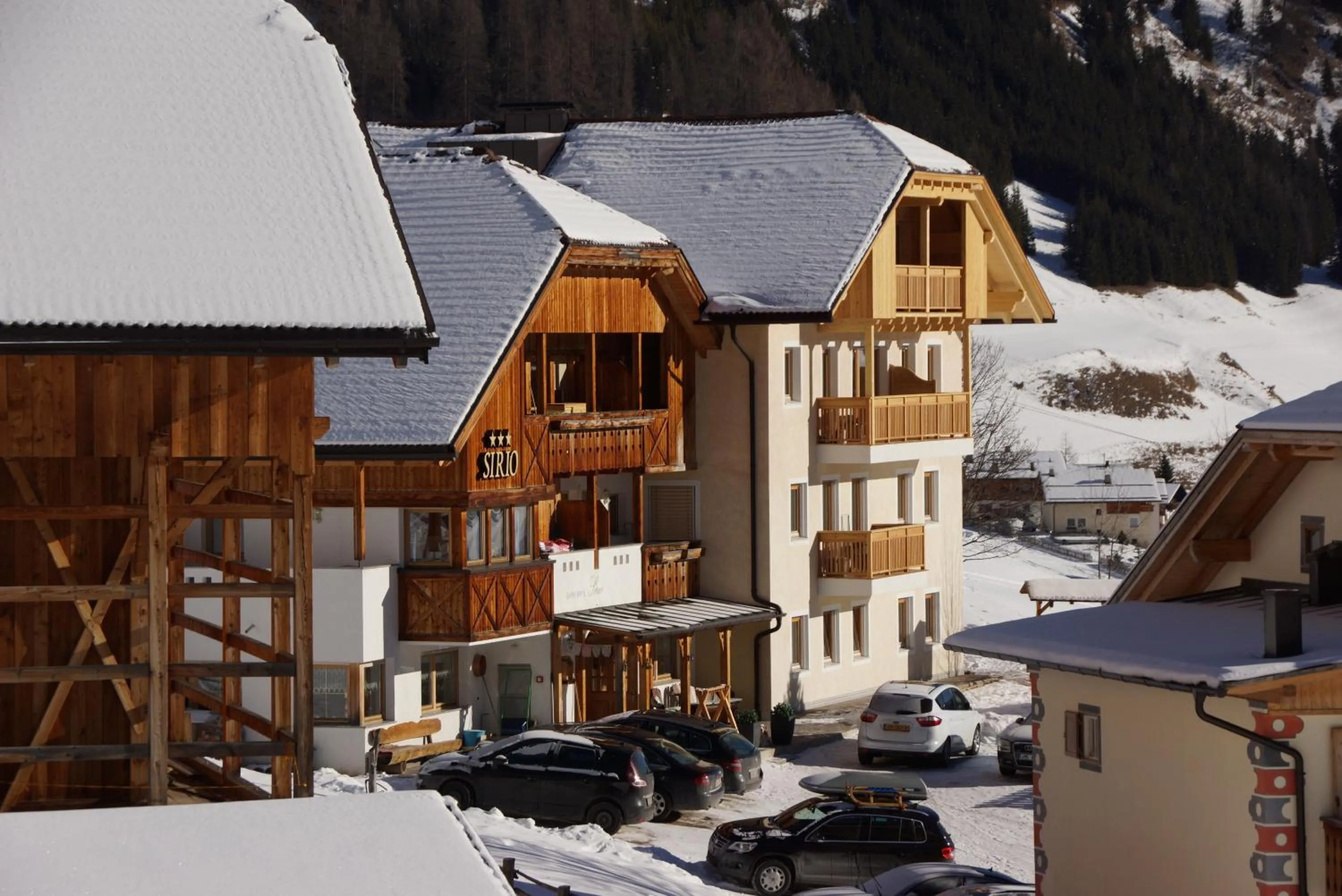 Property building in Garnì Sirio