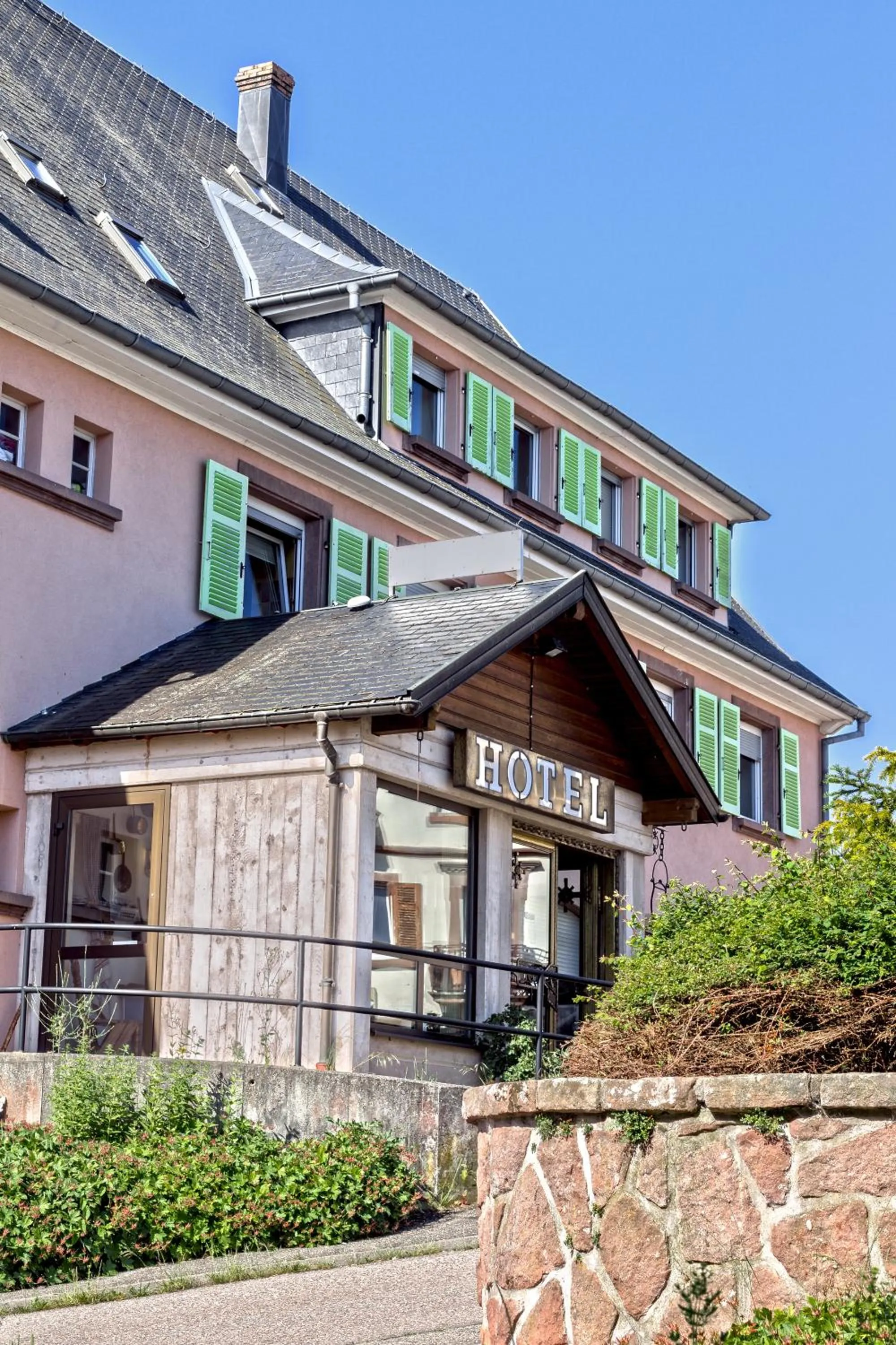 Facade/entrance in Hôtel Restaurant et Spa Au Tilleul