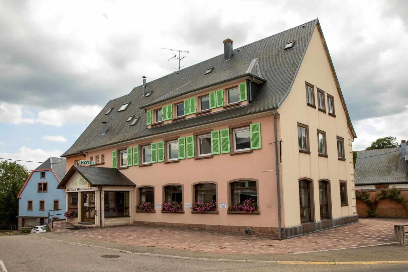 Hôtel Restaurant et Spa Au Tilleul