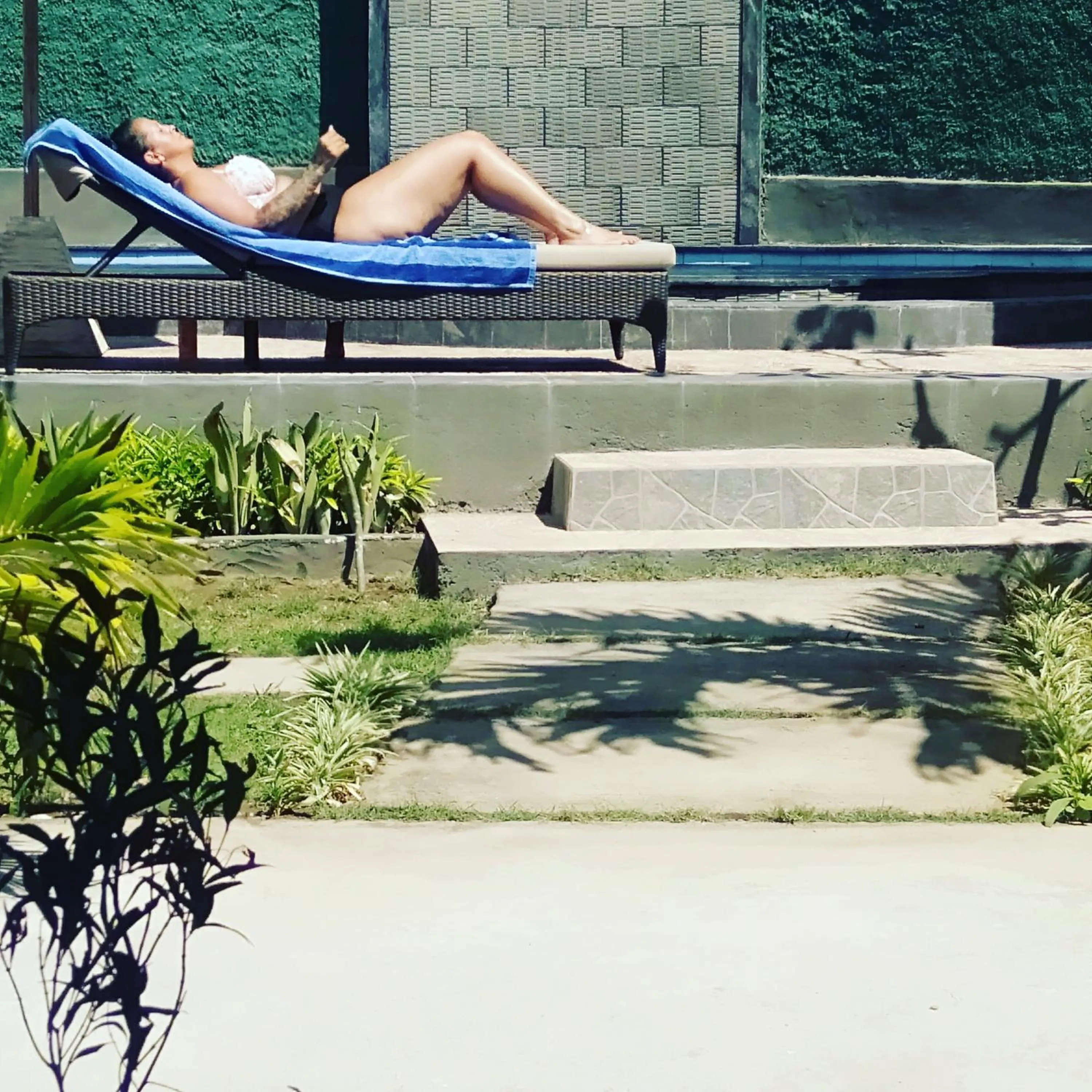 Pool view in The Lucky Cottage