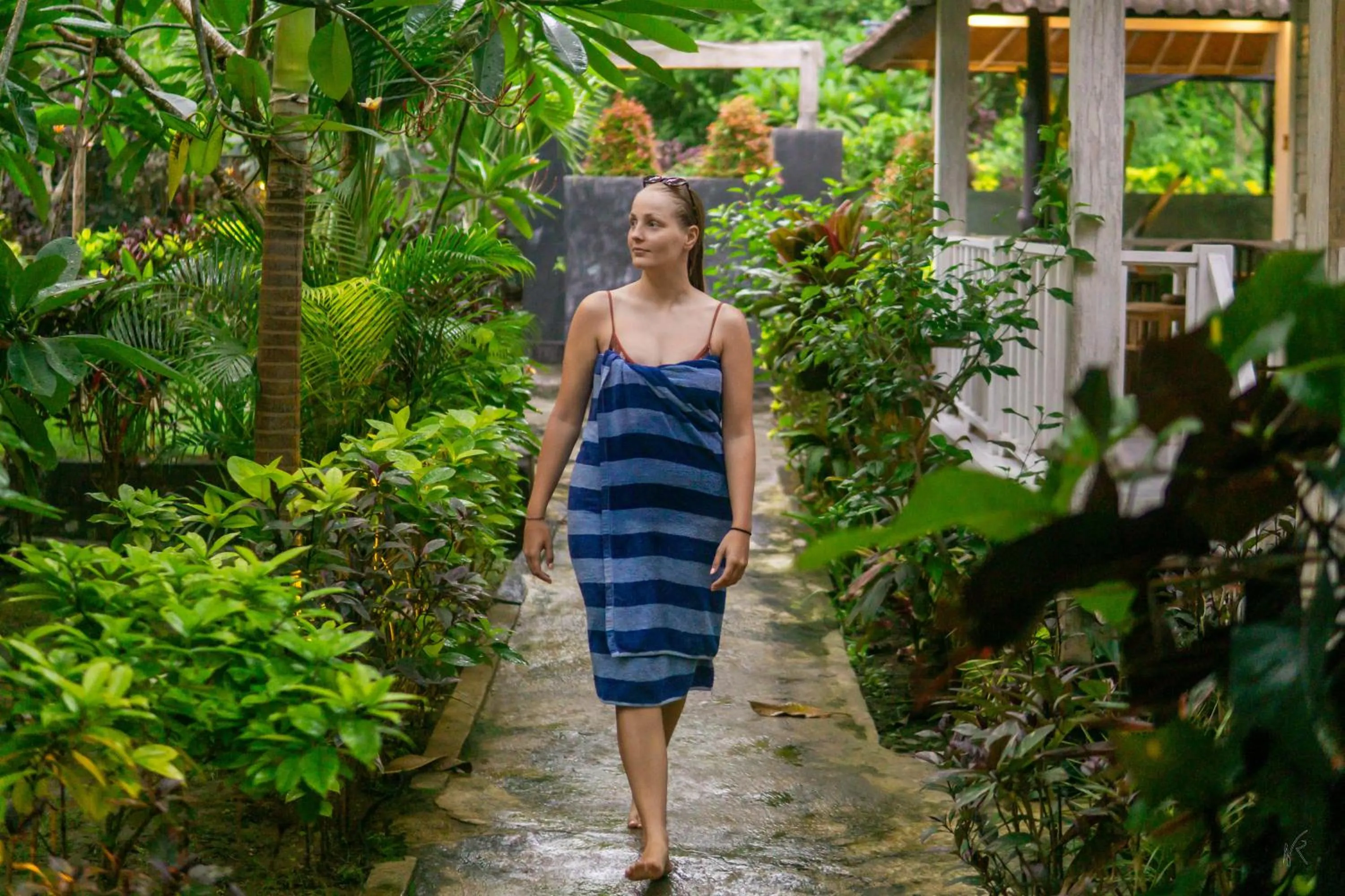Garden view in The Lucky Cottage