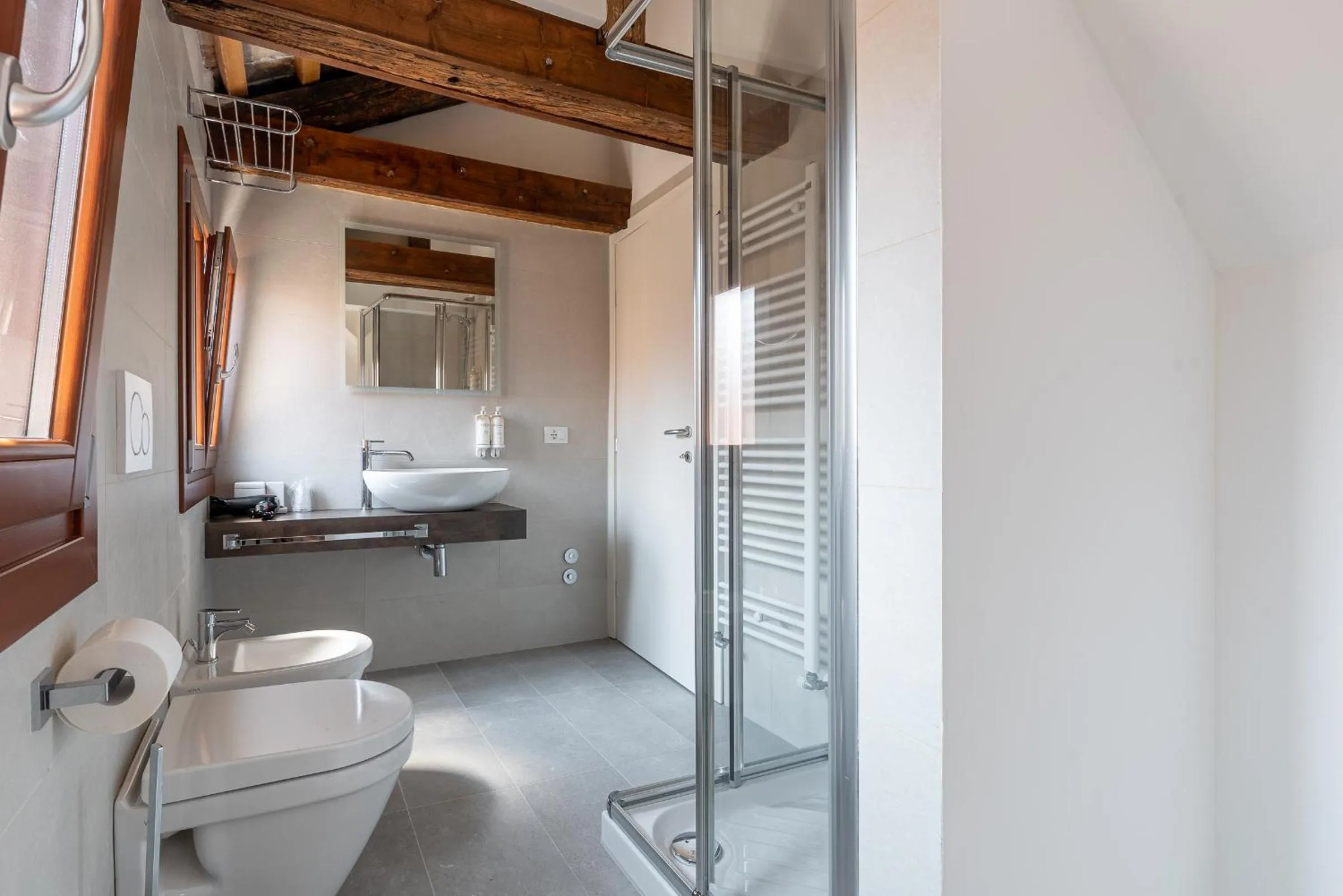 Bathroom in La Finestra sulle Beccarie