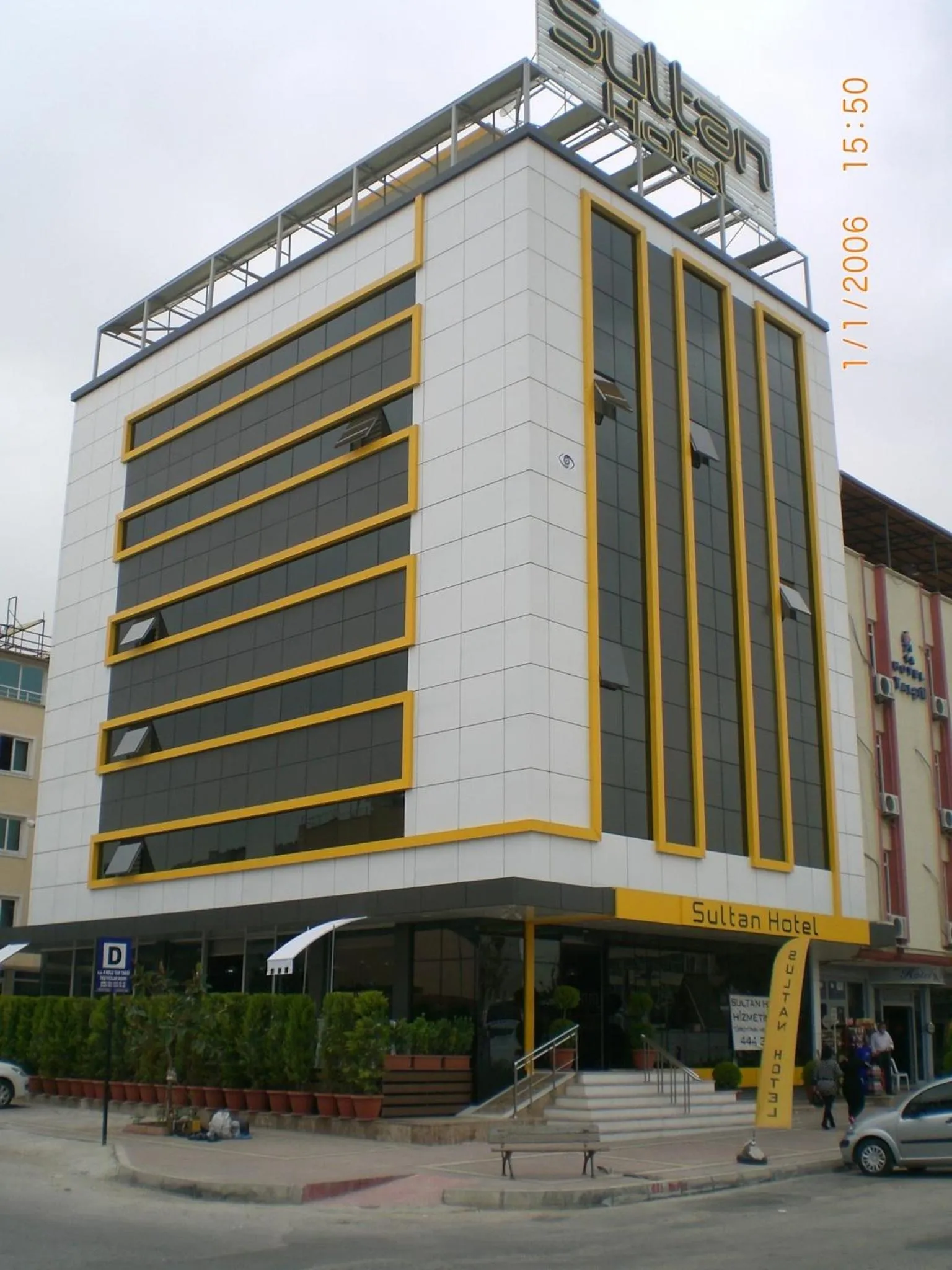 Facade/entrance in Sultan Hotel