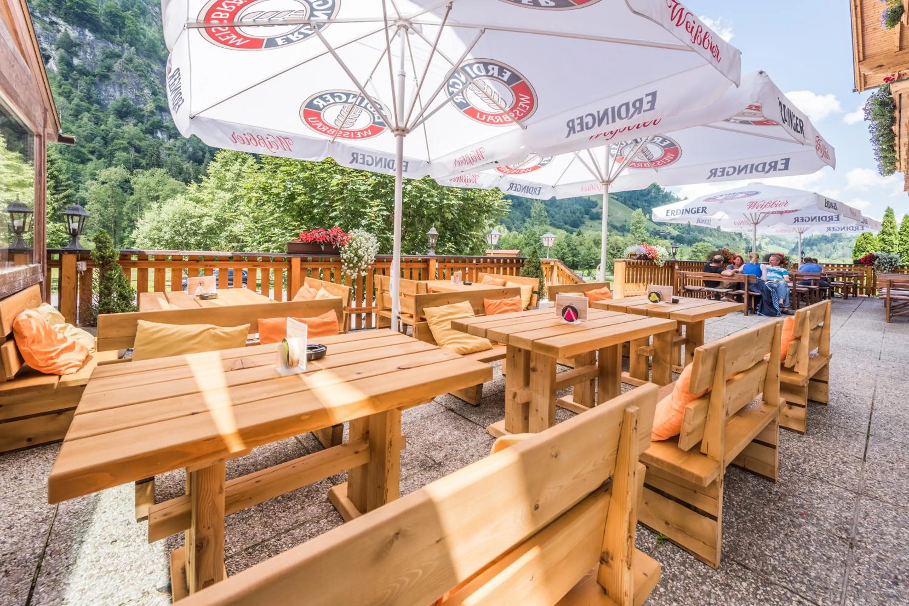 Restaurant/places to eat in Hotel Künstleralm