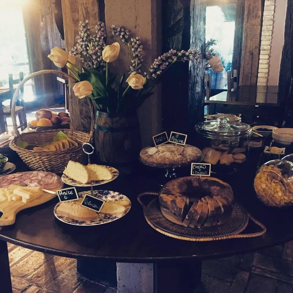 Breakfast in Agriturismo Le Querce di Assisi
