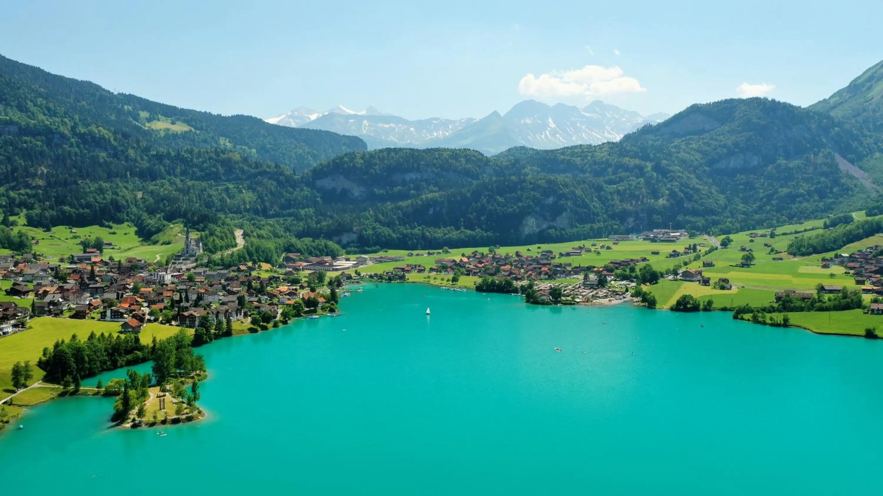 Property building in Emma's B&B - Self Check-in Hotel