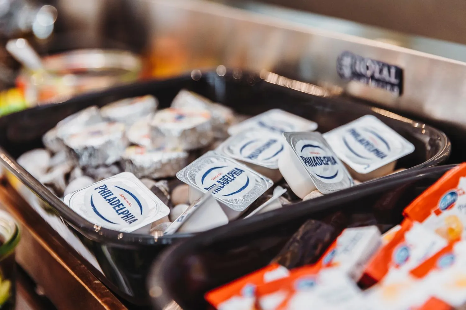 Breakfast in Emma's B&B - Self Check-in Hotel