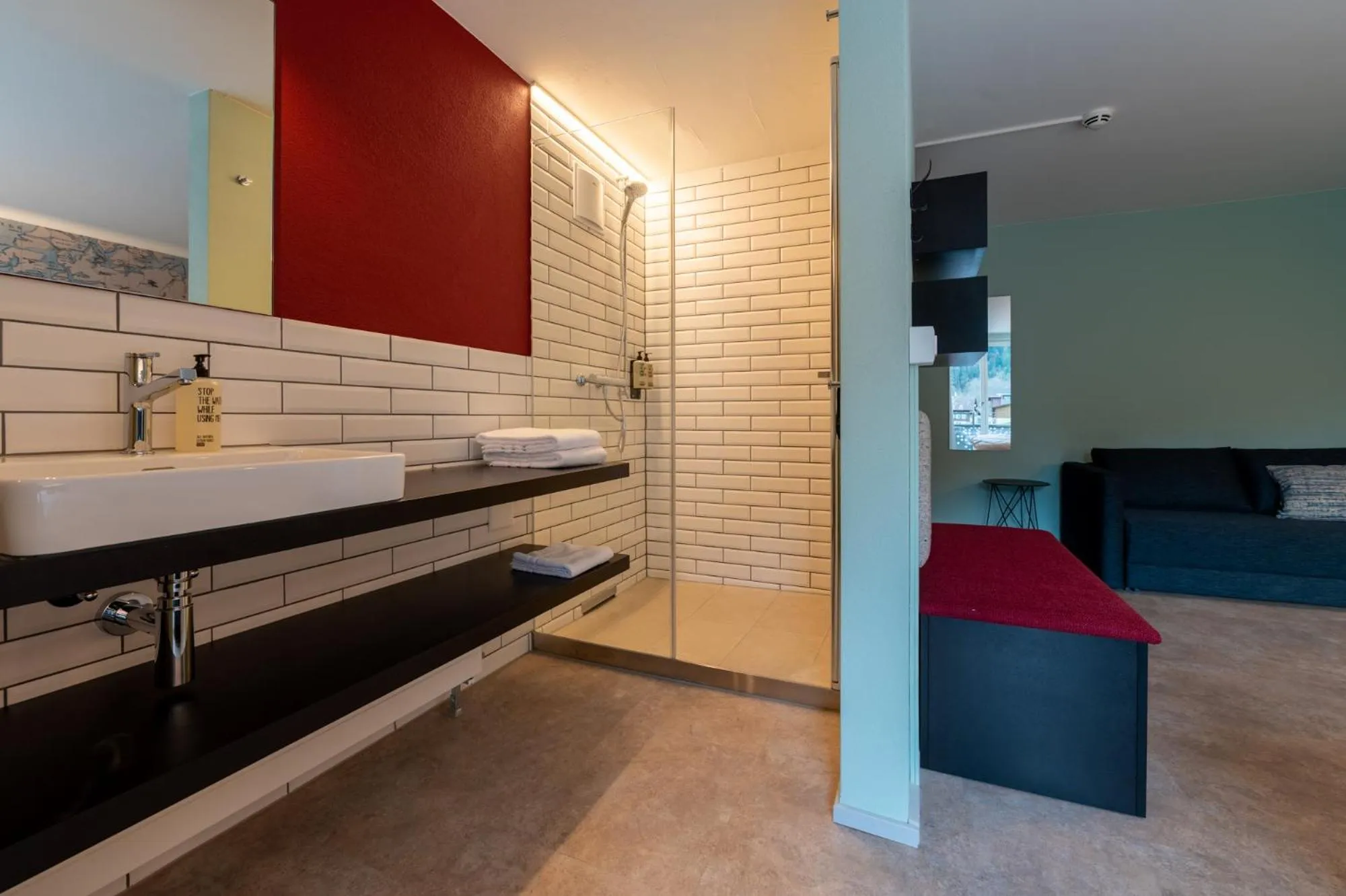 Bathroom in Emma's B&B - Self Check-in Hotel