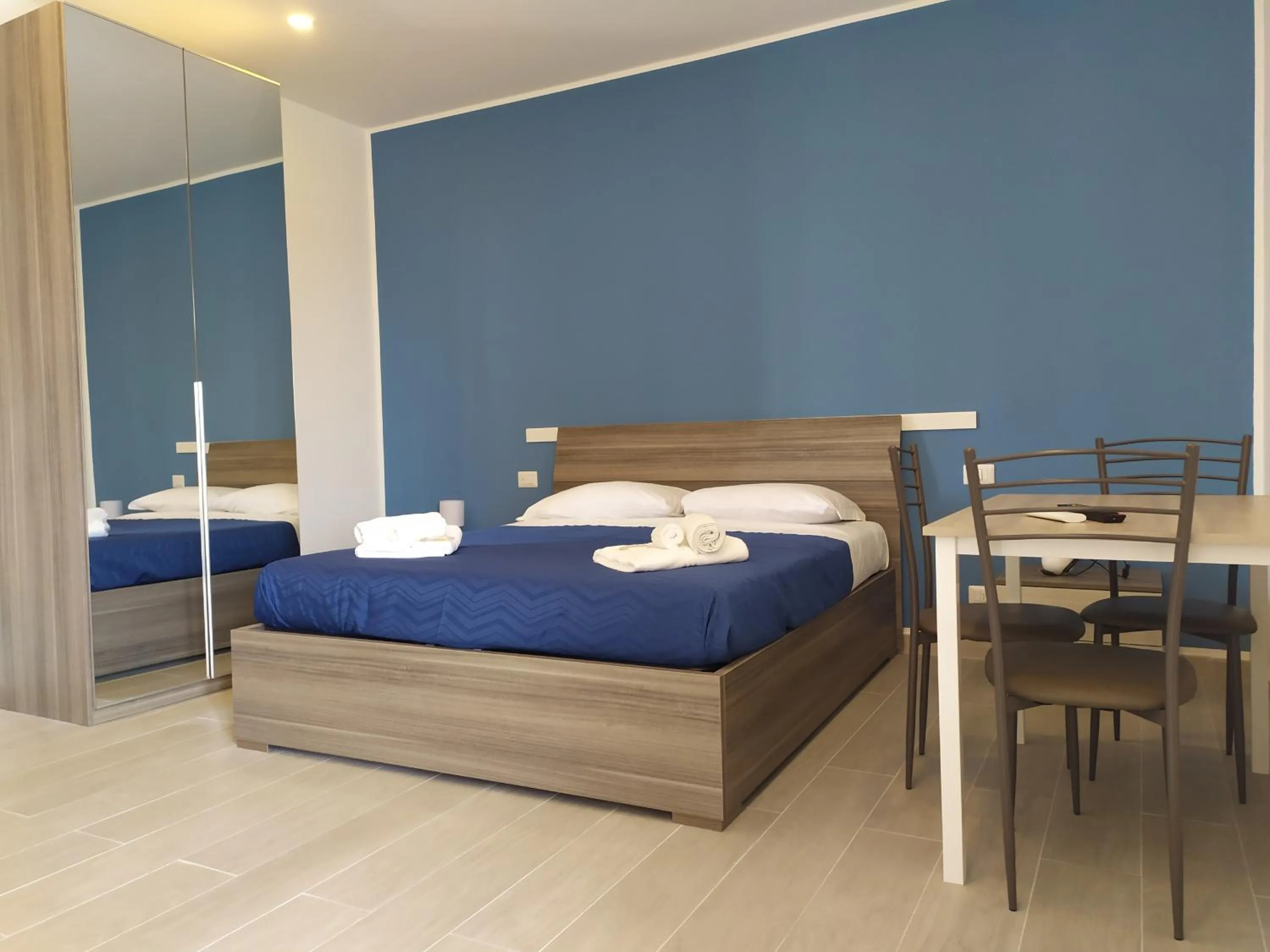 Bed in Naxos Laguna Beach