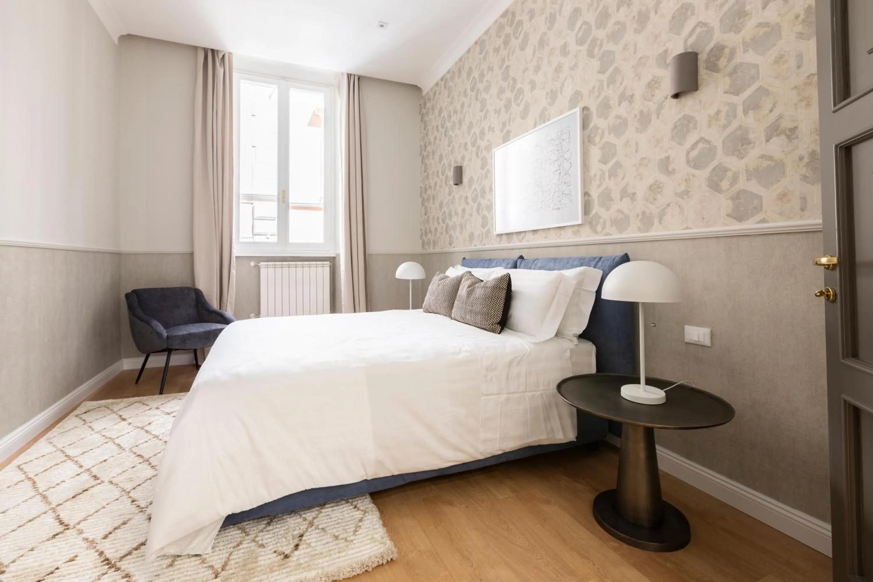 Bed in Louly Spanish Steps