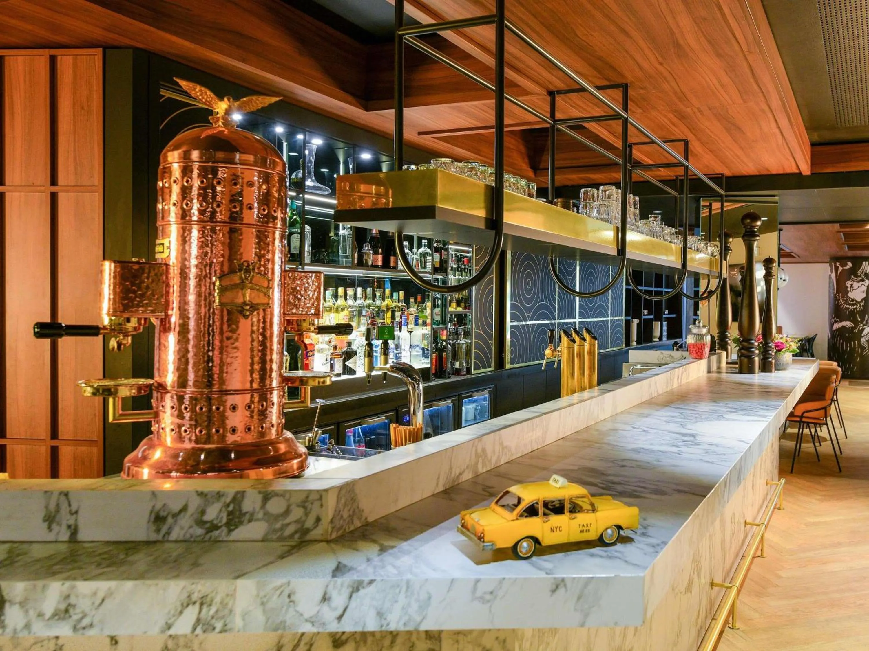 Lounge or bar in Mercure Lyon Centre Saxe Lafayette