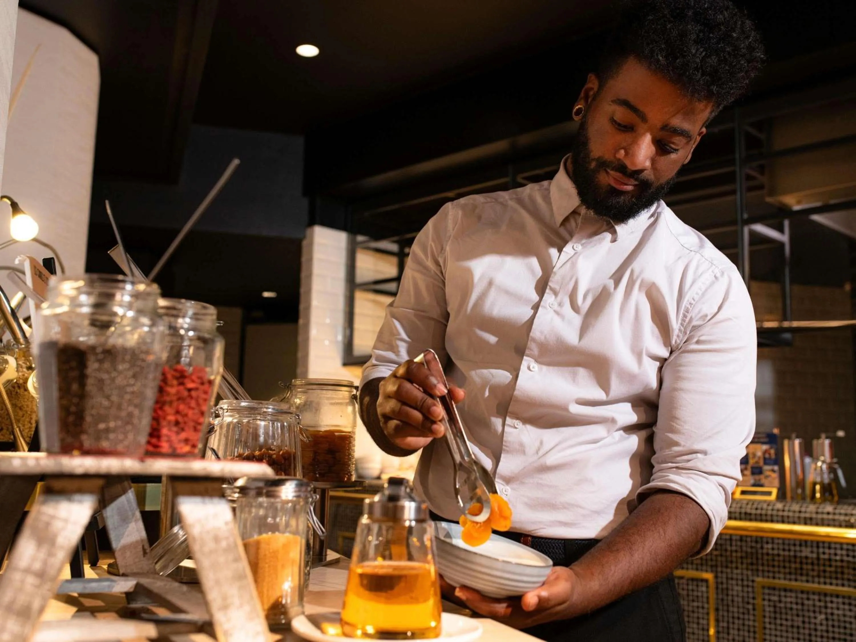 People in Mercure Lyon Centre Saxe Lafayette