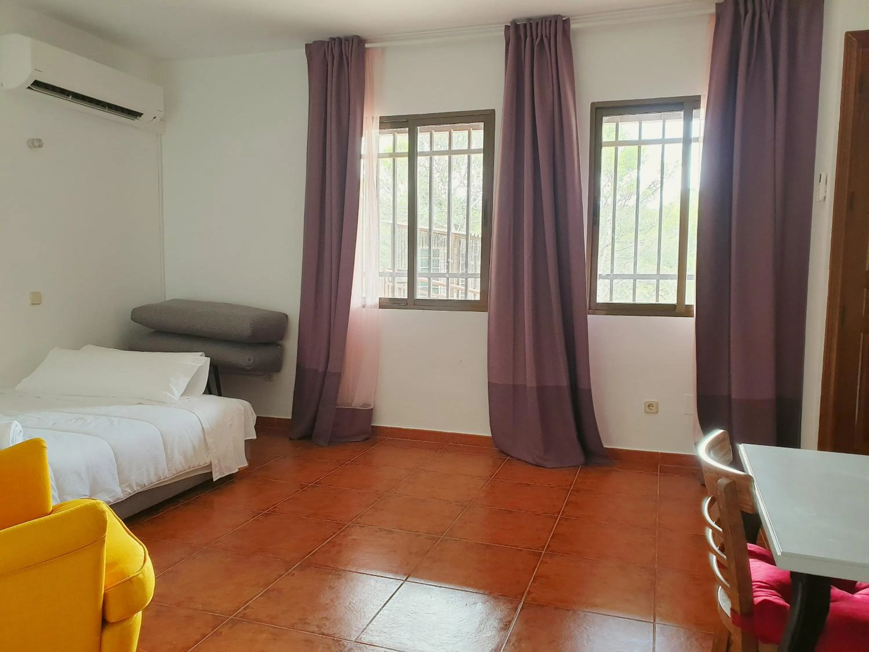 Living room, Bed in El Rincón de la ESPE