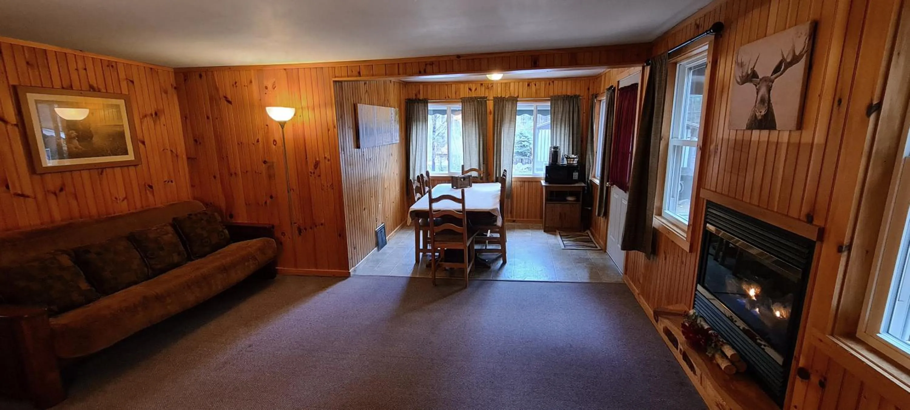 Living room in The Wilderness Inn: Chalets