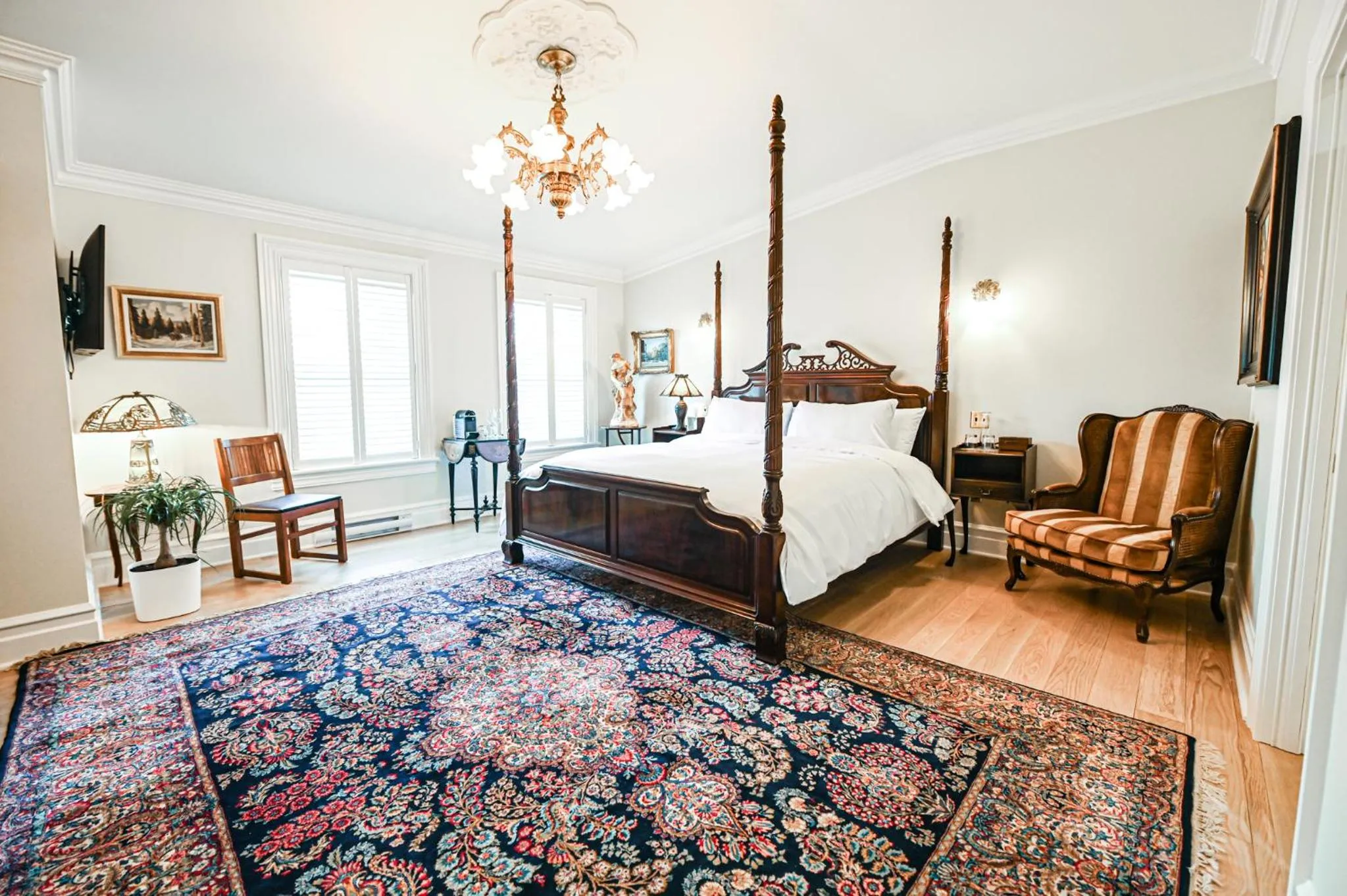 Bed in StoneHaven Le Manoir - Relais & Châteaux