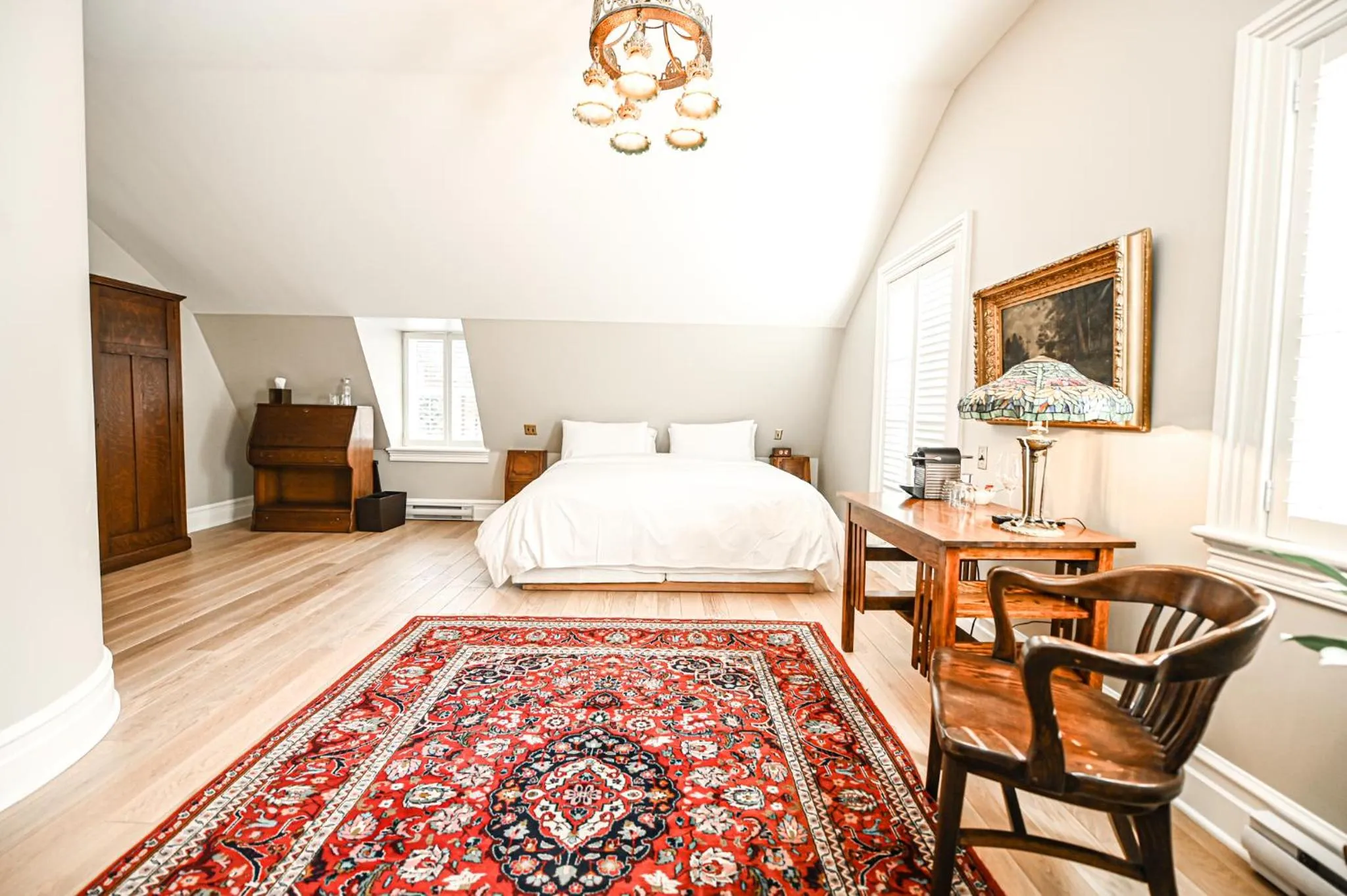 Bed in StoneHaven Le Manoir - Relais & Châteaux