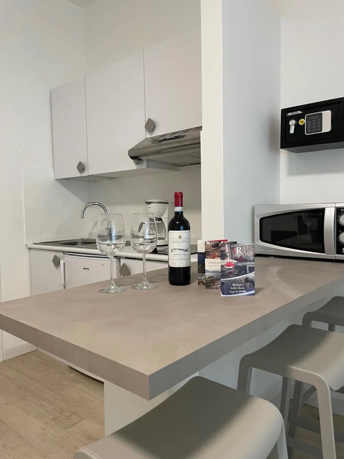 Kitchen or kitchenette in Hotel Roma Aparthotel