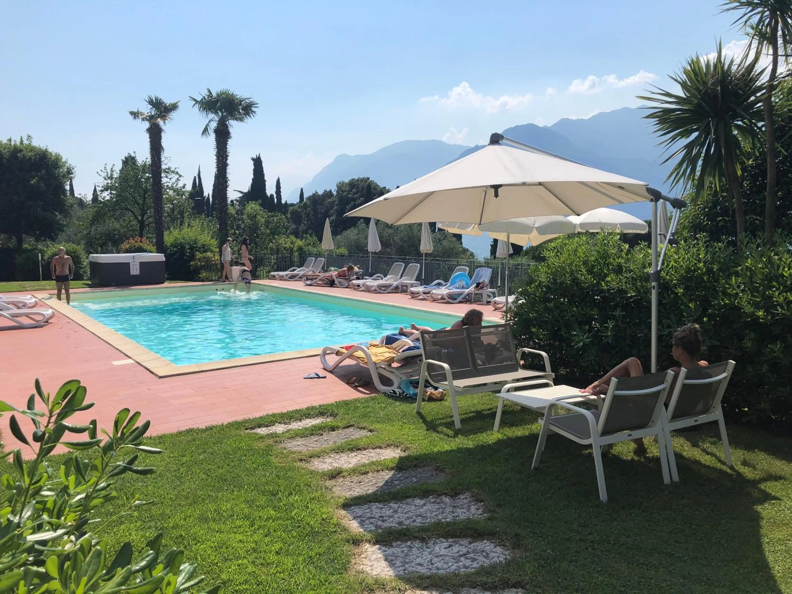 Garden in Hotel Roma Aparthotel