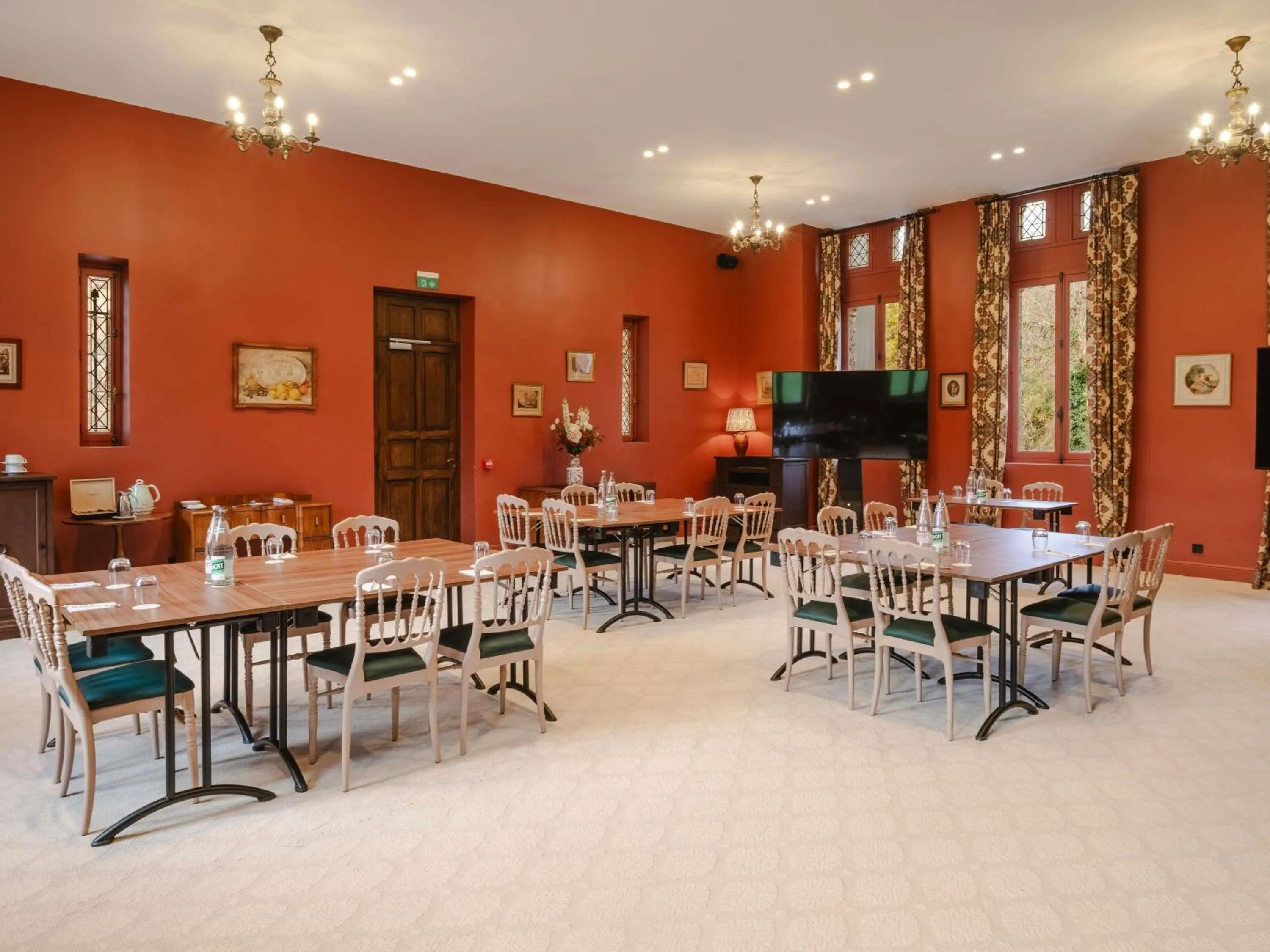 Meeting/conference room in Abbaye Des Vaux De Cernay