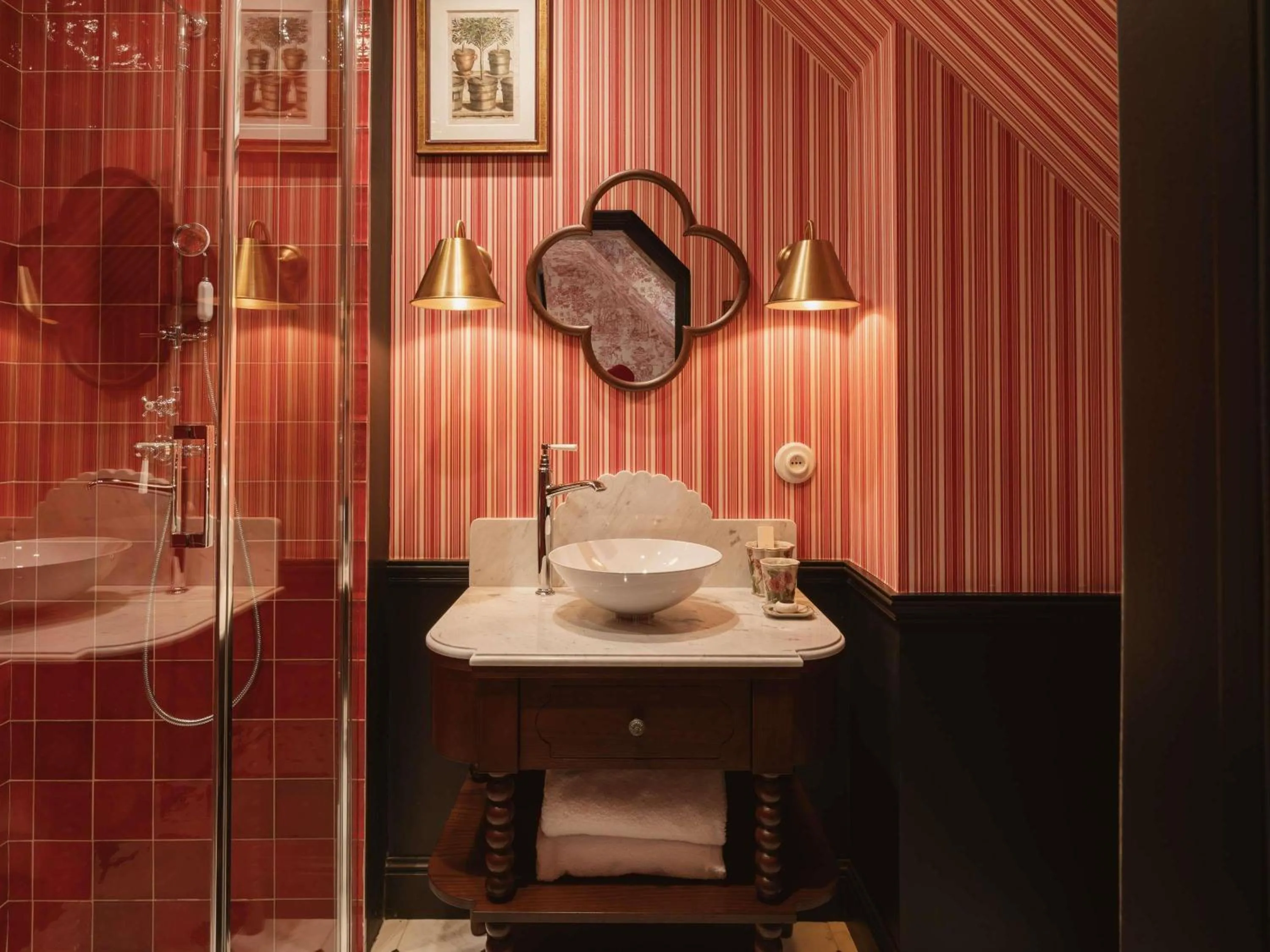 Bedroom in Abbaye Des Vaux De Cernay