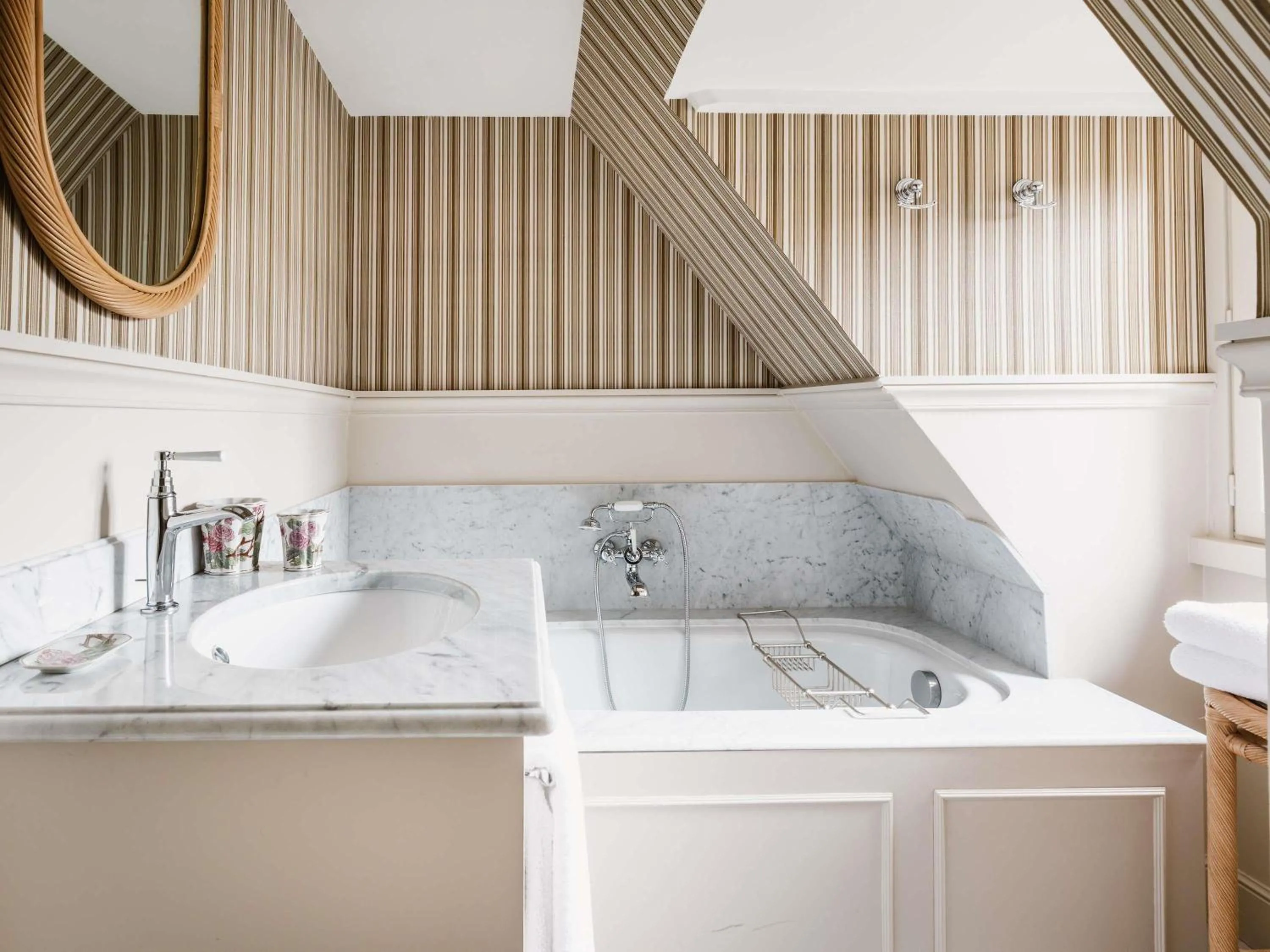 Bedroom in Abbaye Des Vaux De Cernay