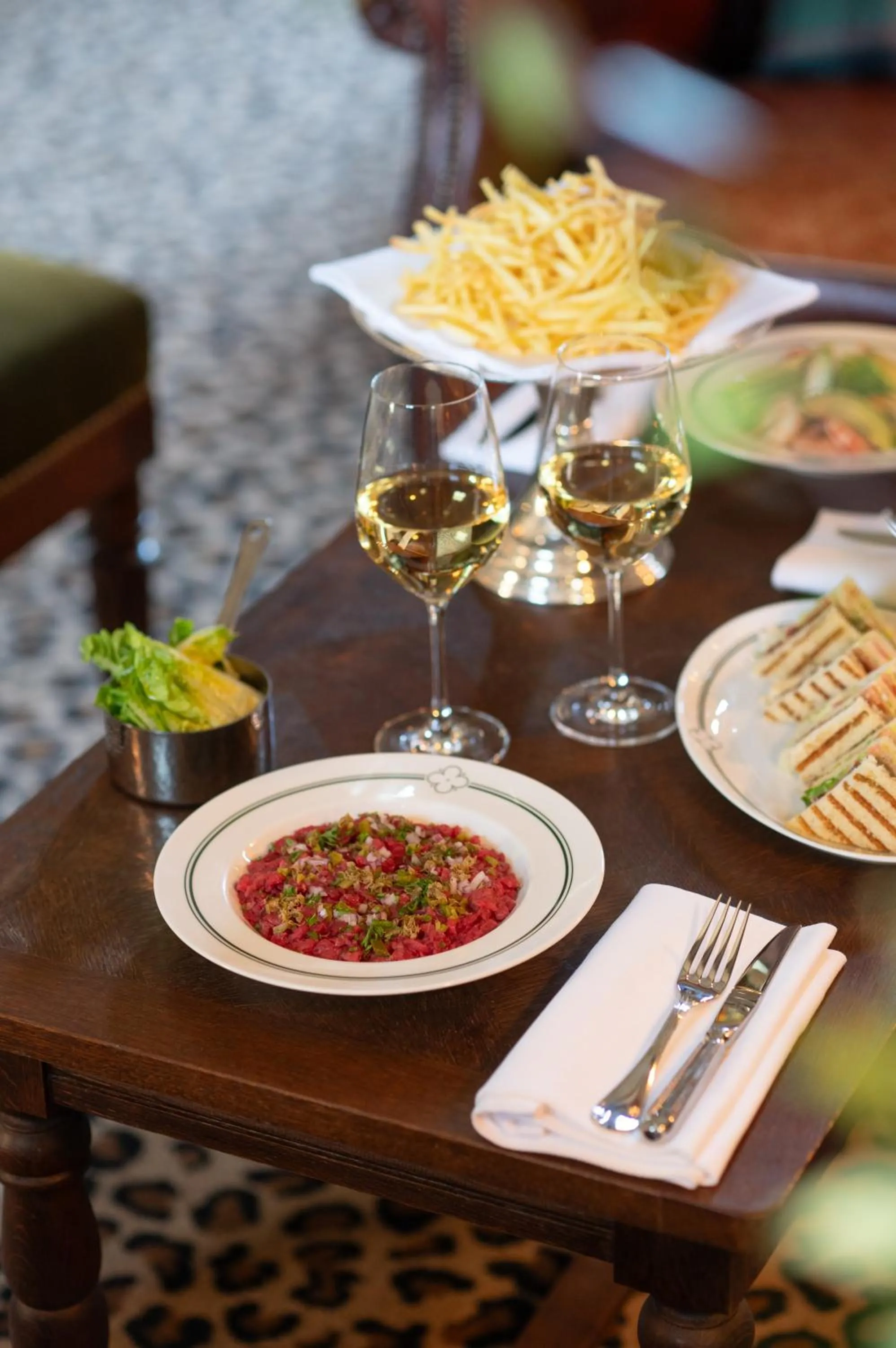 Restaurant/places to eat in Abbaye Des Vaux De Cernay