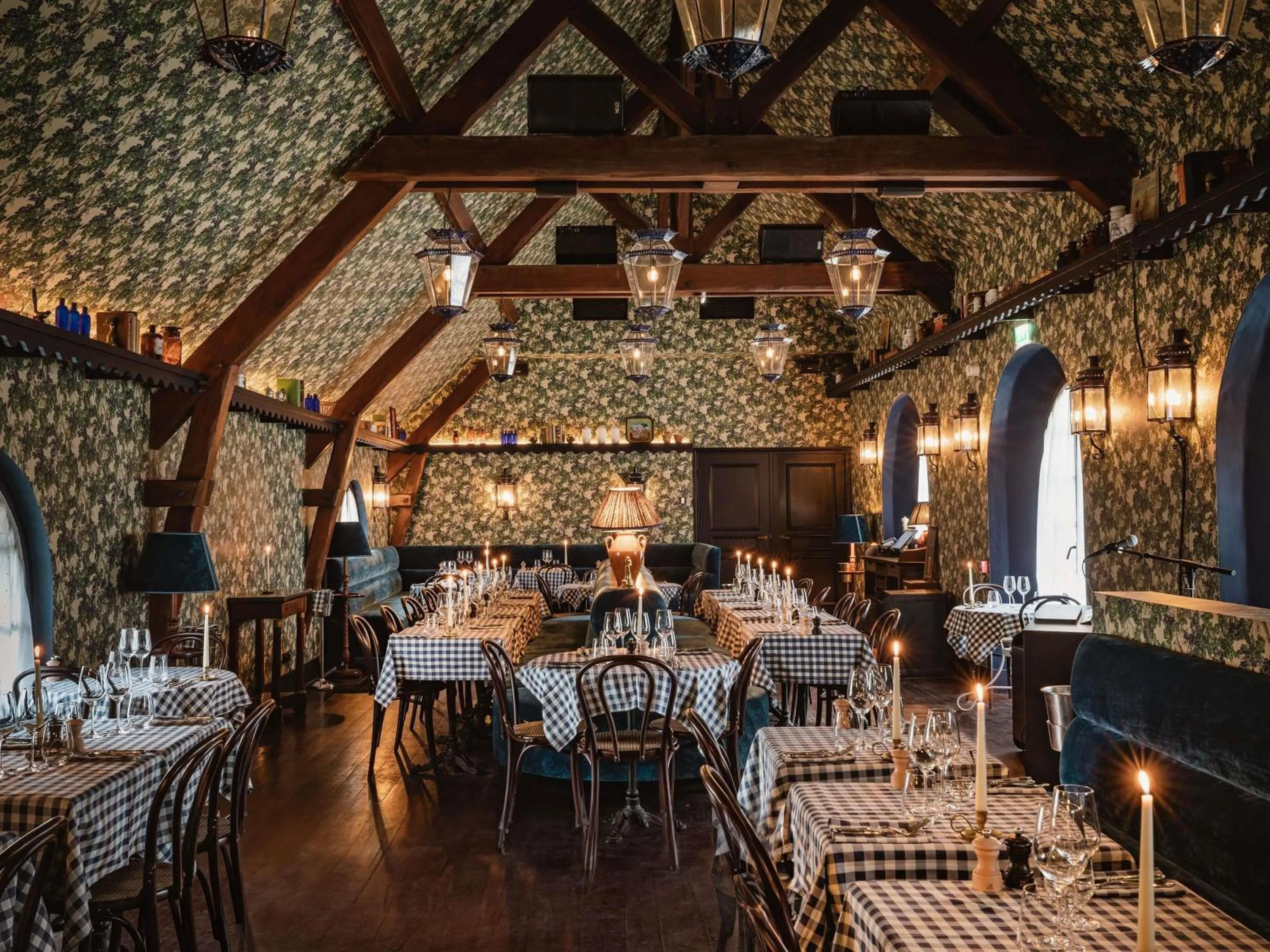 Restaurant/places to eat in Abbaye Des Vaux De Cernay