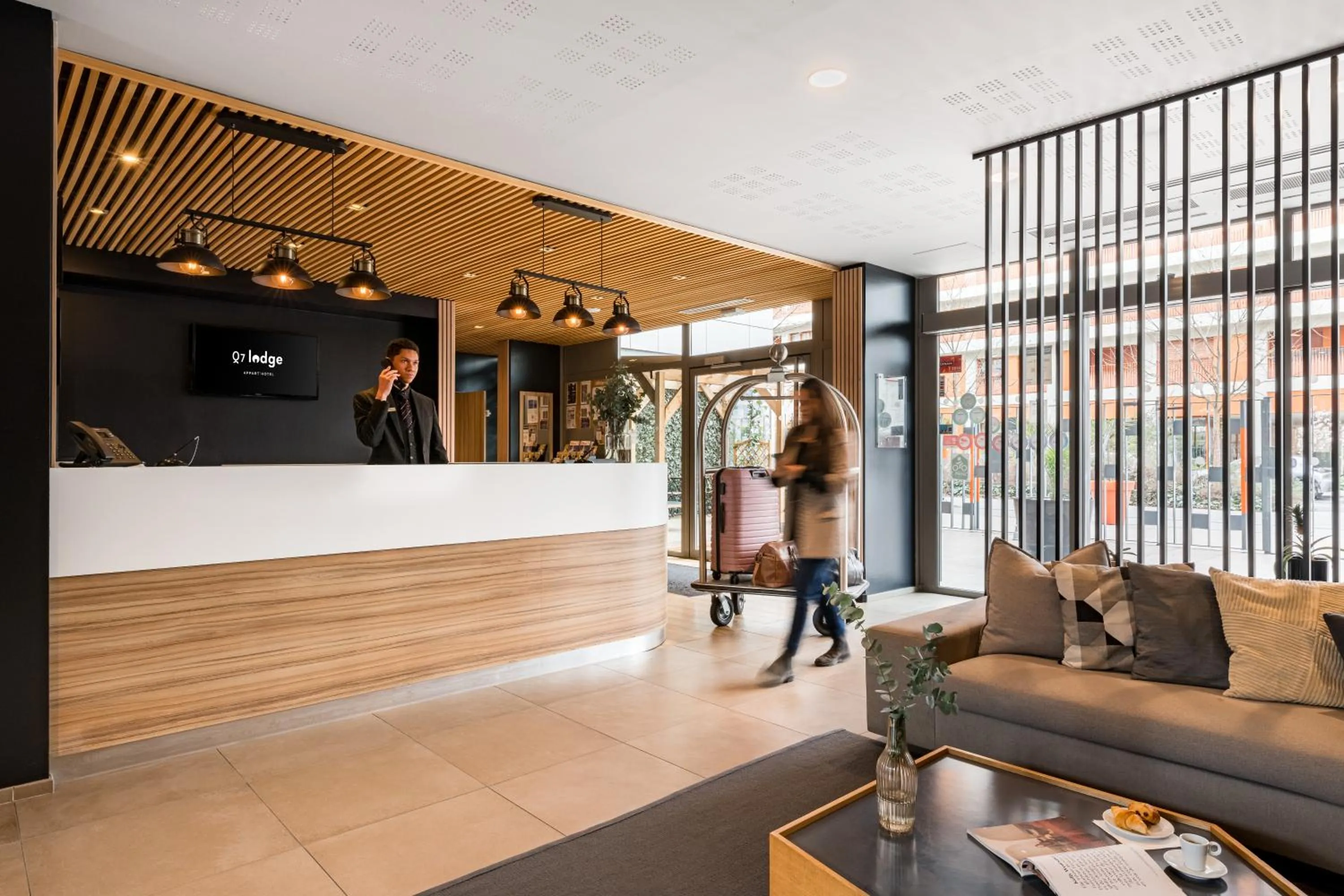 Lobby or reception in Appart hôtel Q7 Lodge Lyon 7