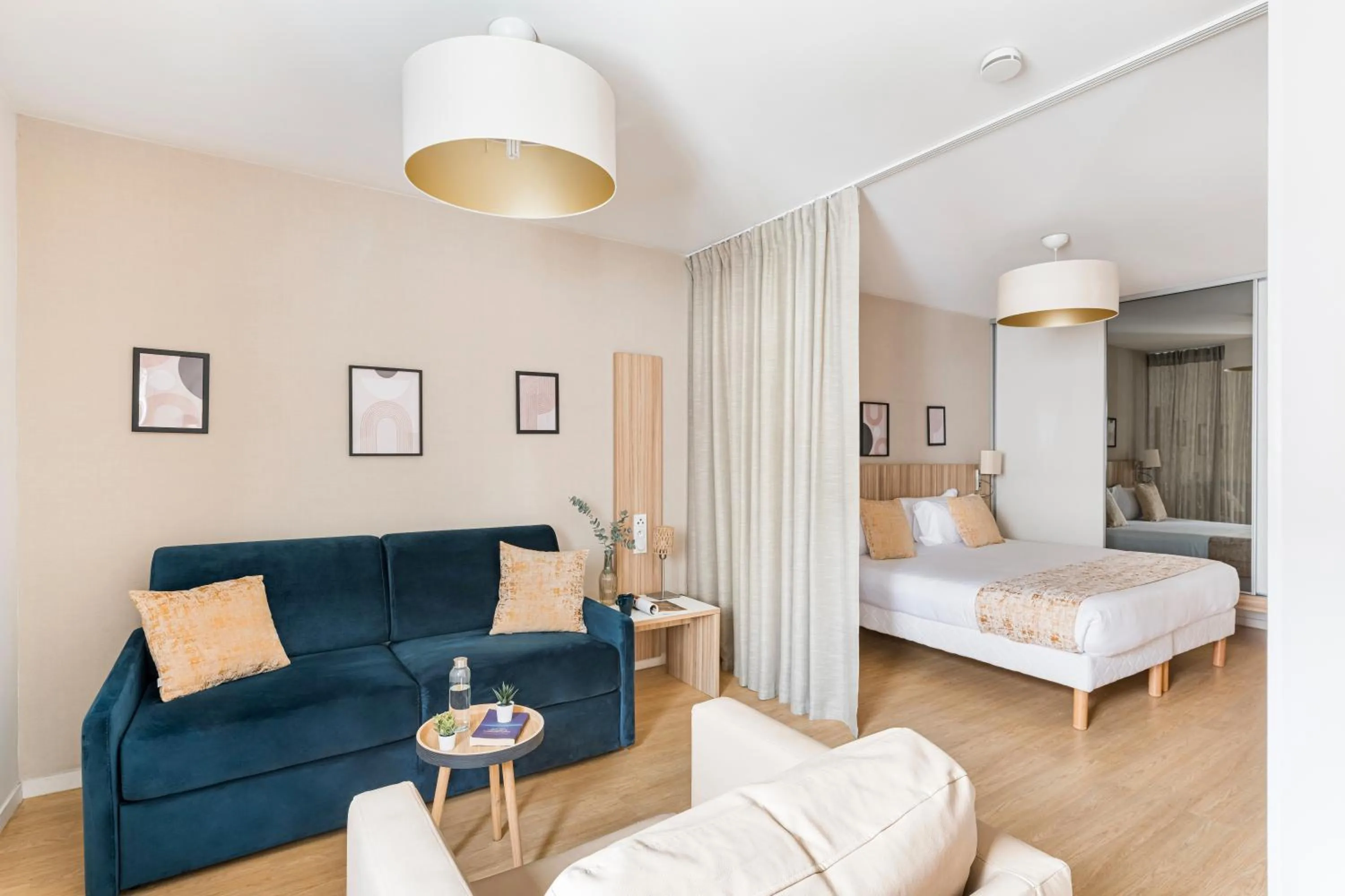 Bed in Appart hôtel Q7 Lodge Lyon 7