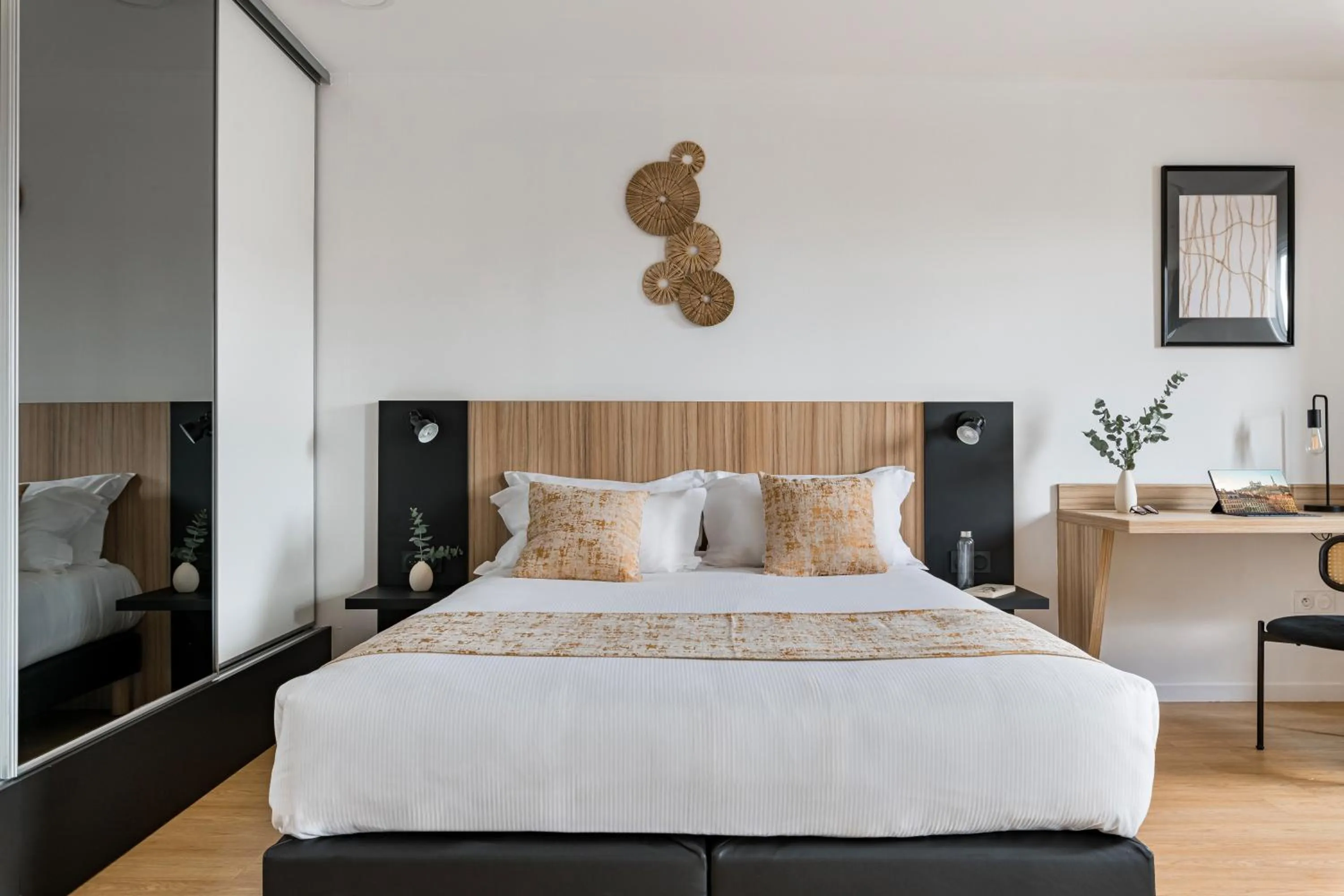 Bed in Appart hôtel Q7 Lodge Lyon 7