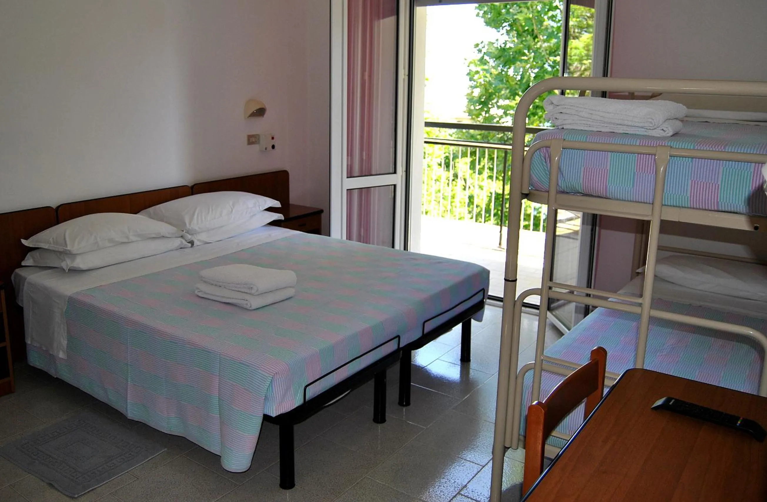 Photo of the whole room in Hotel Samoa