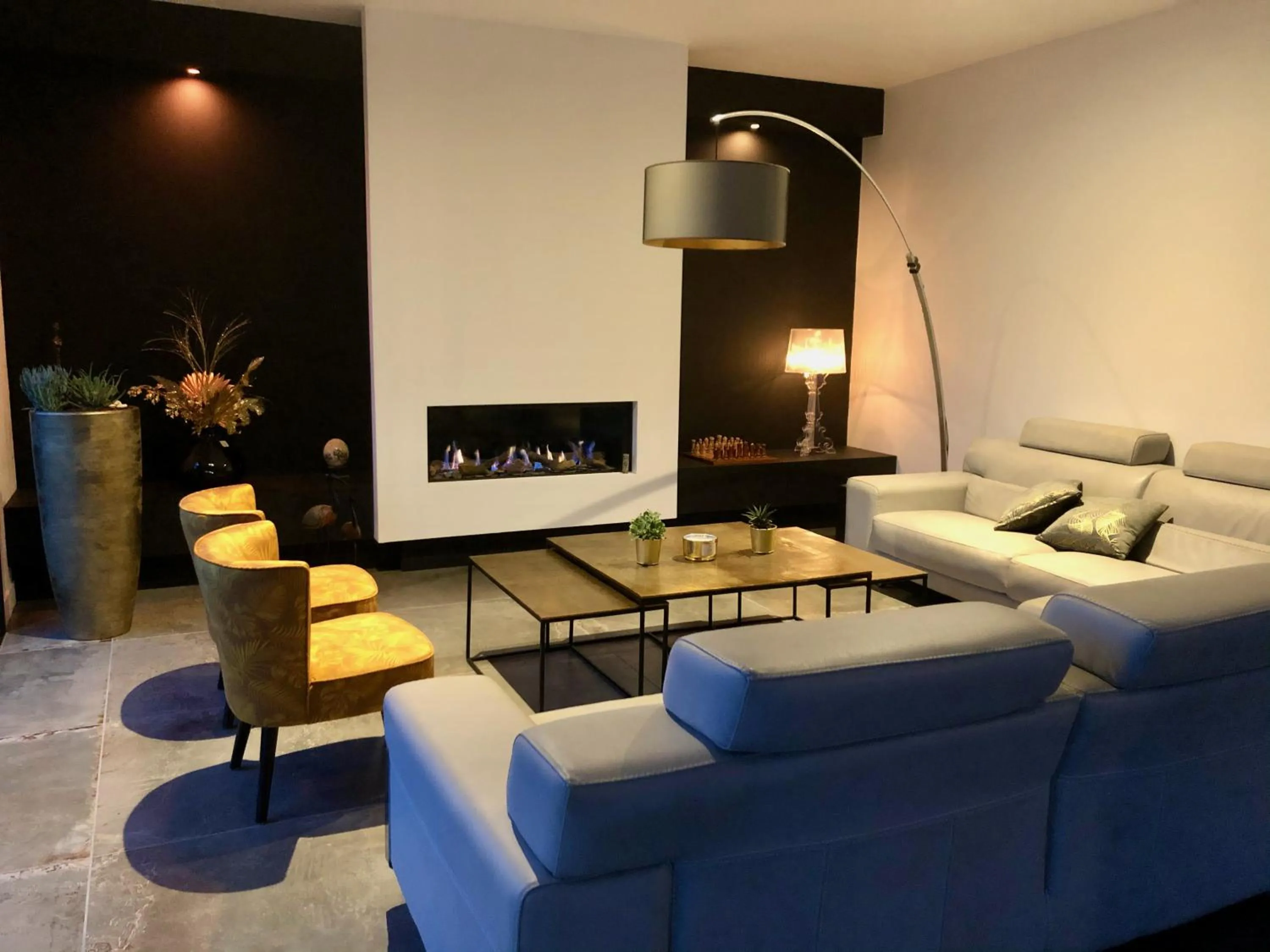 Living room in HÔTELYA - Lille Villeneuve d'Ascq