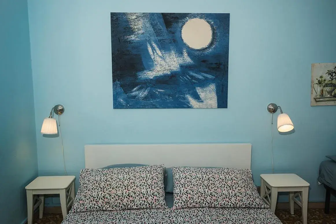 Triple Room with Private External Bathroom in B&B Pisaland Triple Room with Private External Bathroom in B&B Pisaland