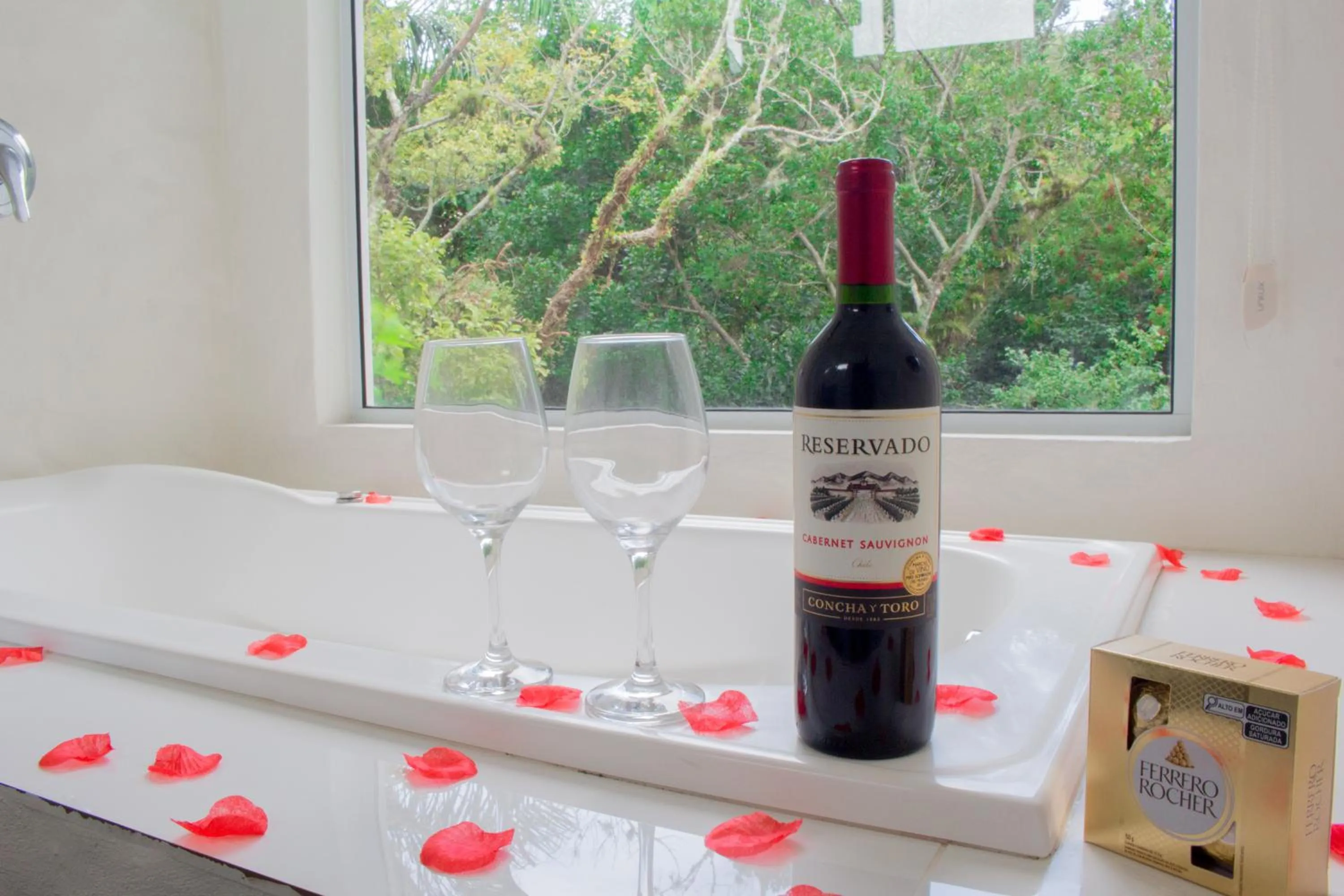 Food and drinks in Pousada Quinta da Margem