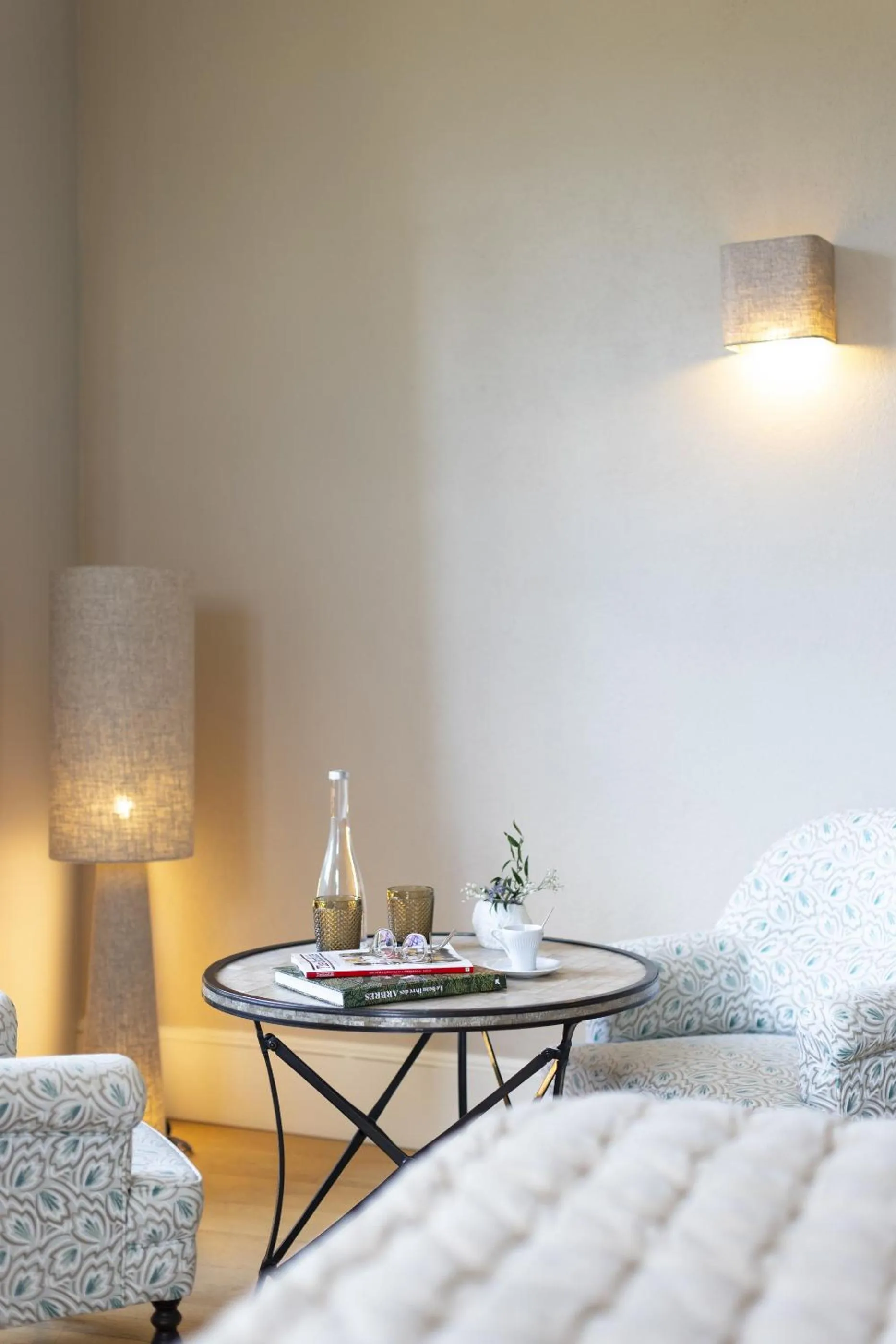 Bed in Château Les Oliviers de Salettes