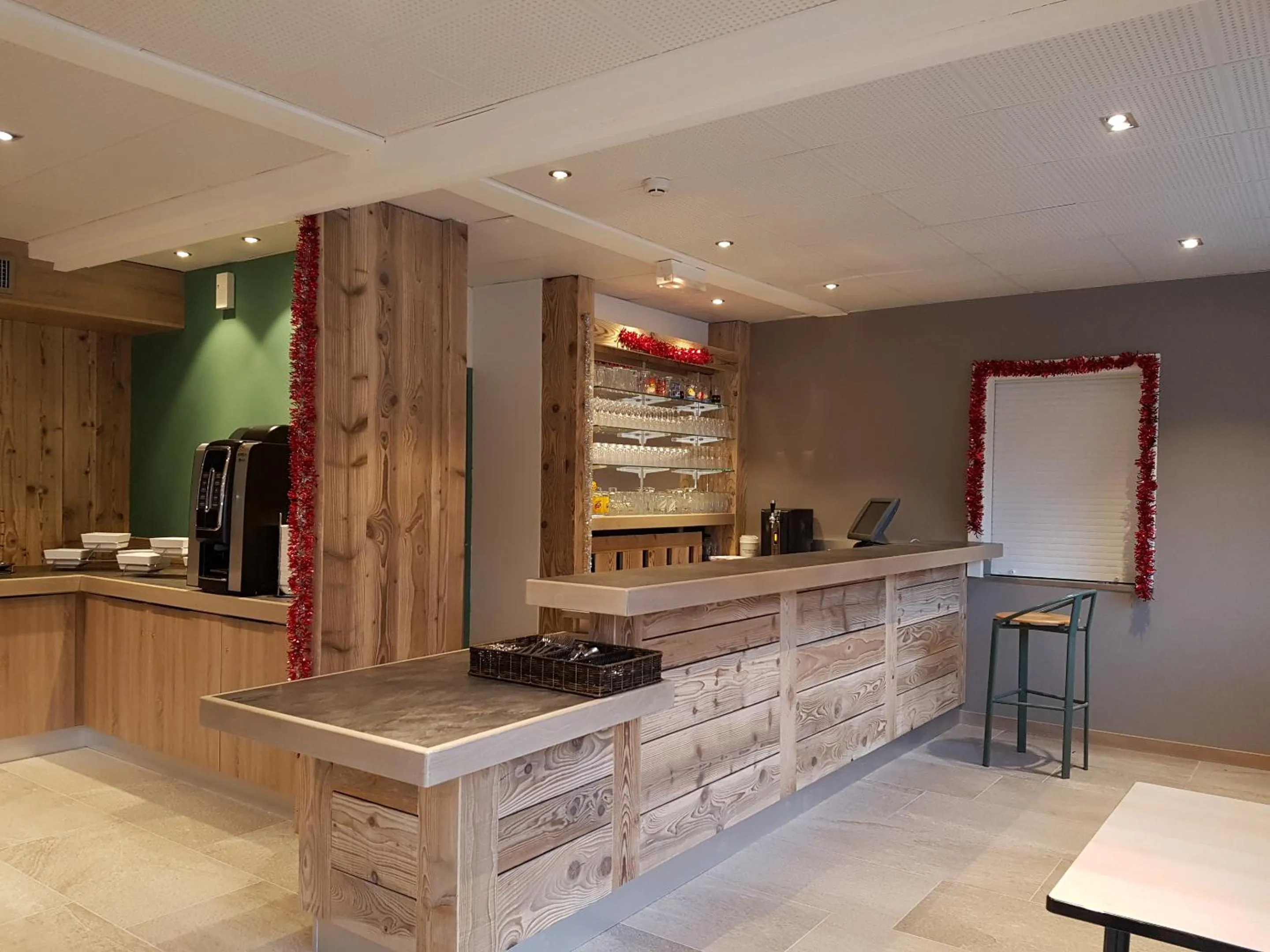 Restaurant/places to eat in Domaine du Haut des Bluches