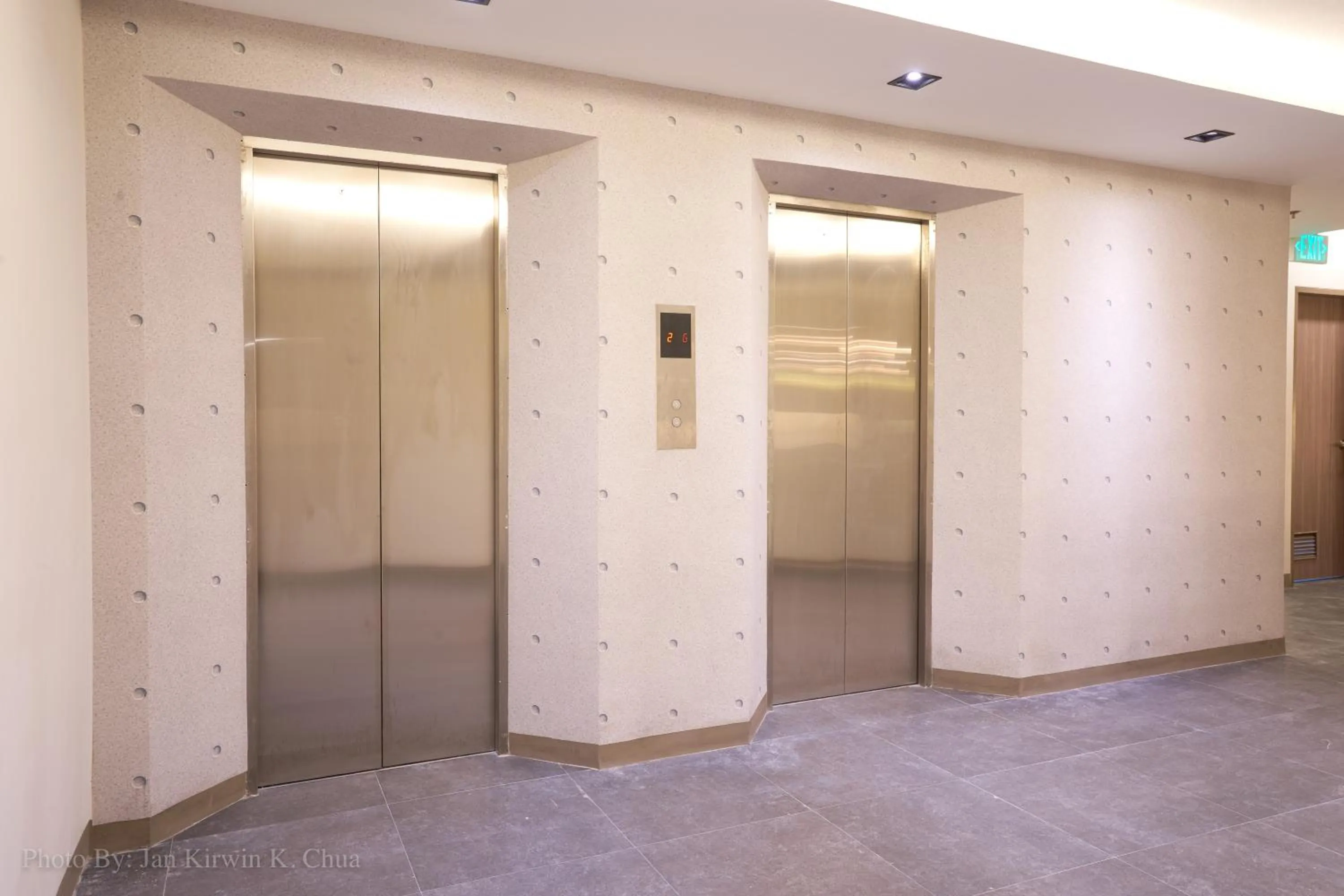 Lobby or reception in Griffin Hotel and Suites