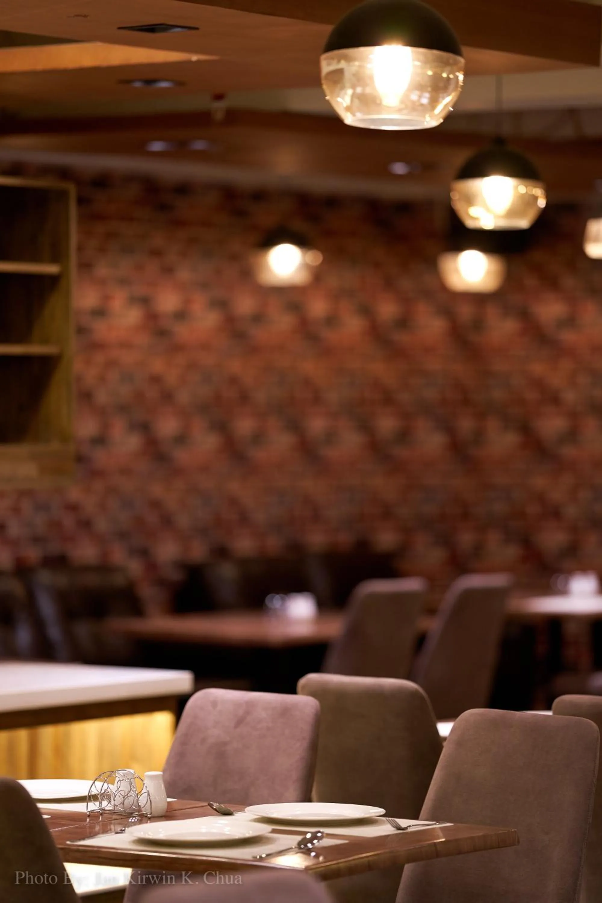 Restaurant/places to eat in Griffin Hotel and Suites