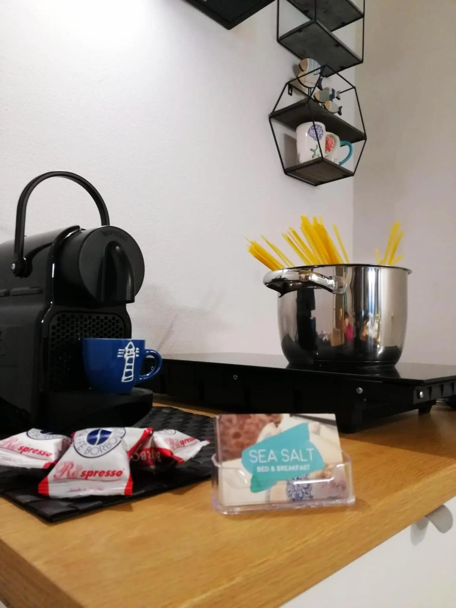 Coffee/tea facilities in B&B Sea Salt