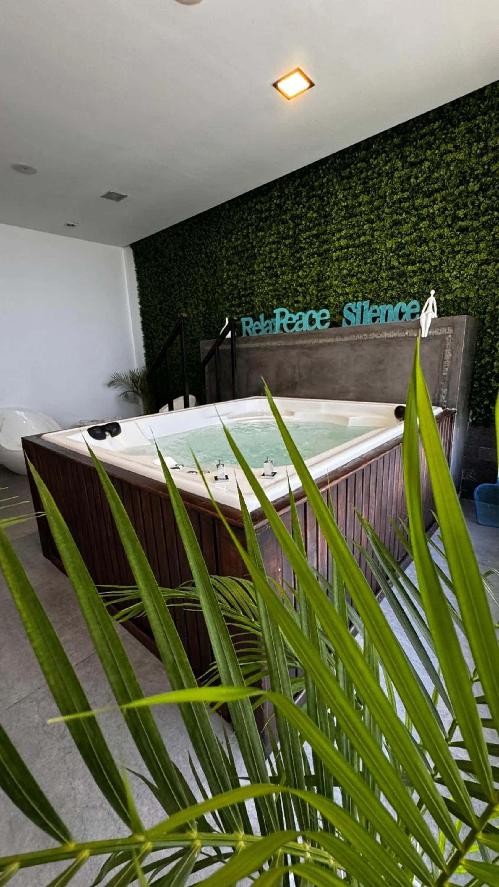 Dazzler by Wyndham Puerto Madryn