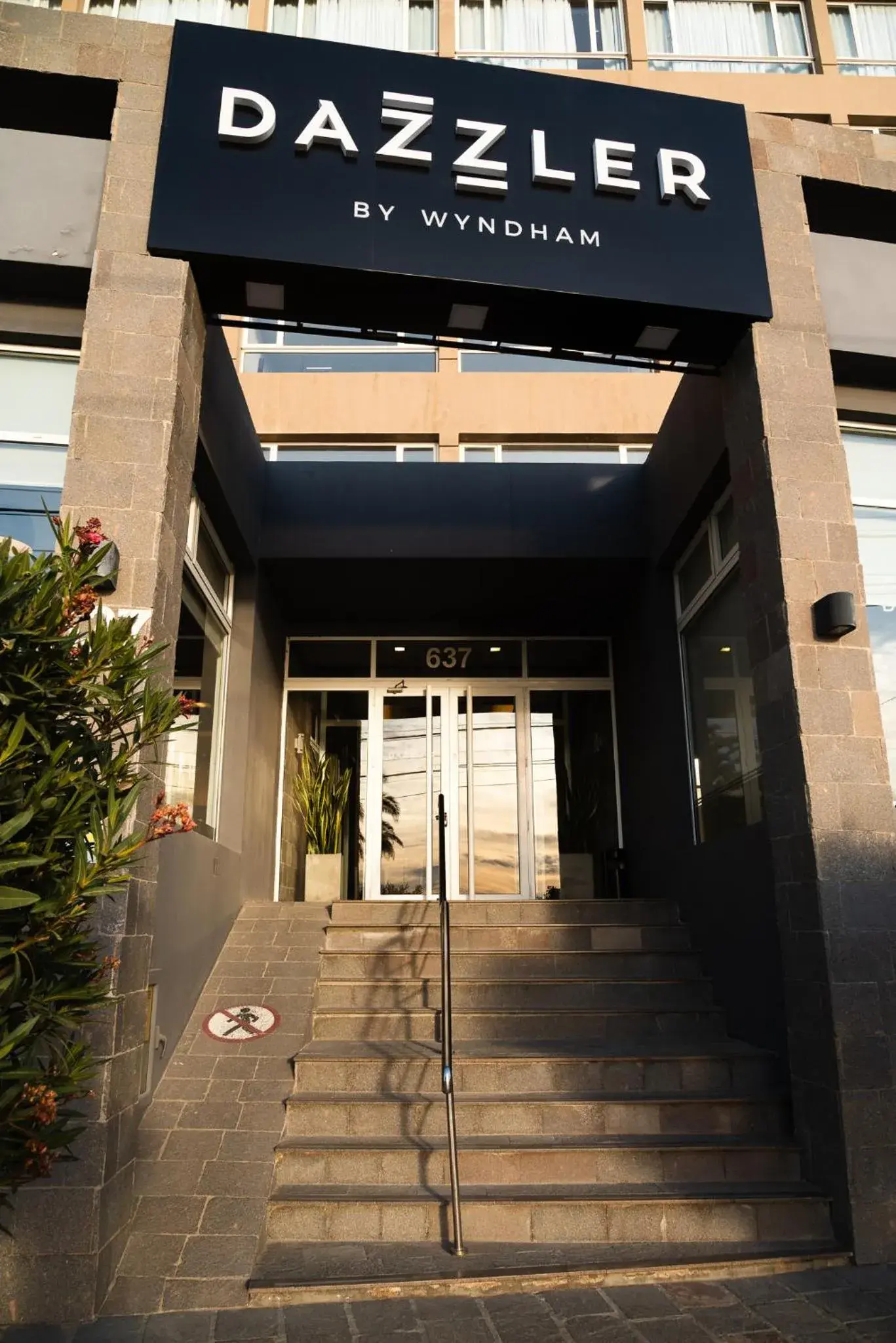 Queen or Twin Room with Balcony and Ocean View - Non-Smoking in Dazzler by Wyndham Puerto Madryn Queen or Twin Room with Balcony and Ocean View - Non-Smoking in Dazzler by Wyndham Puerto Madryn