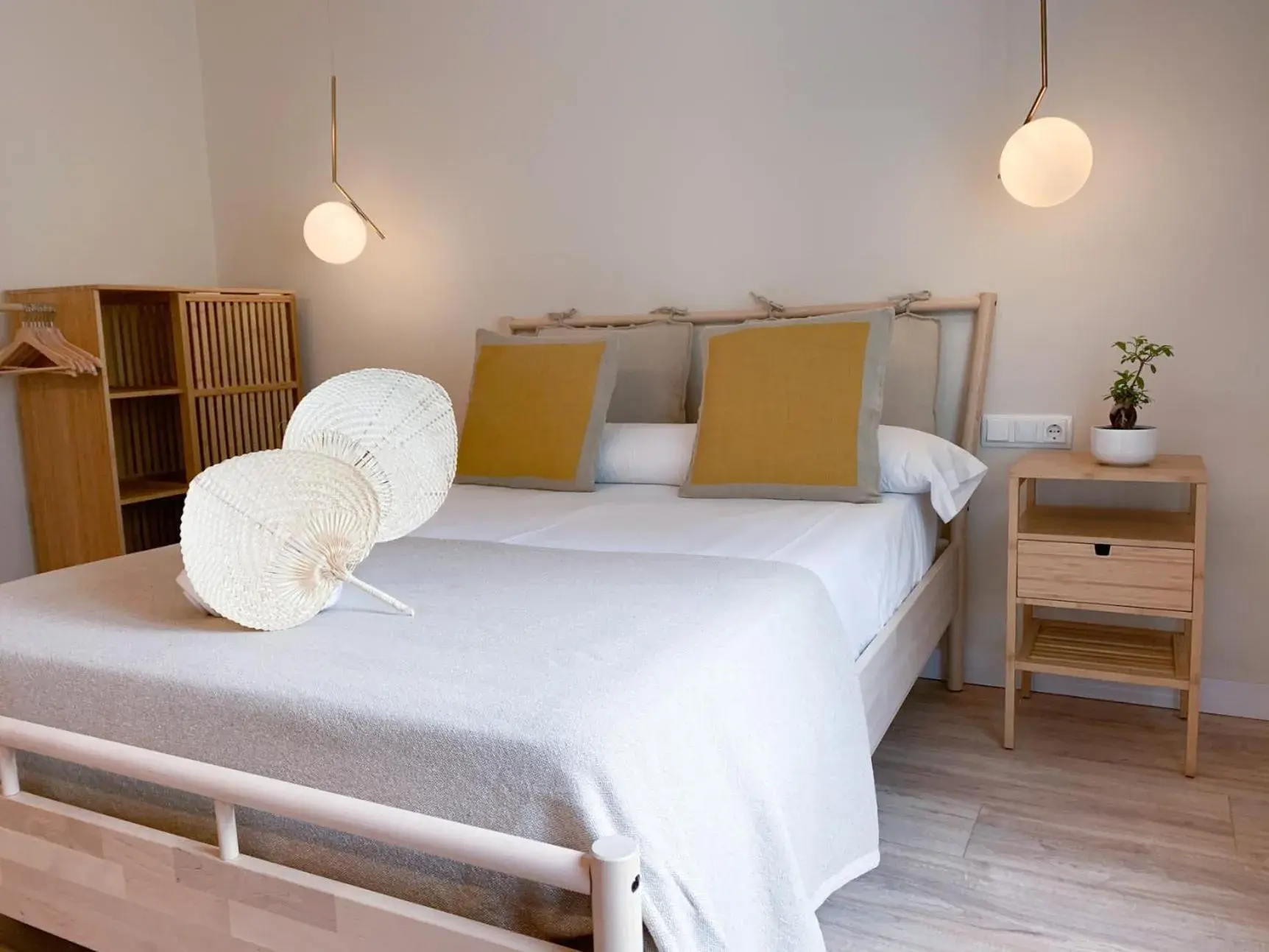 Deluxe Queen Studio in Hotel Celta Deluxe Queen Studio in Hotel Celta