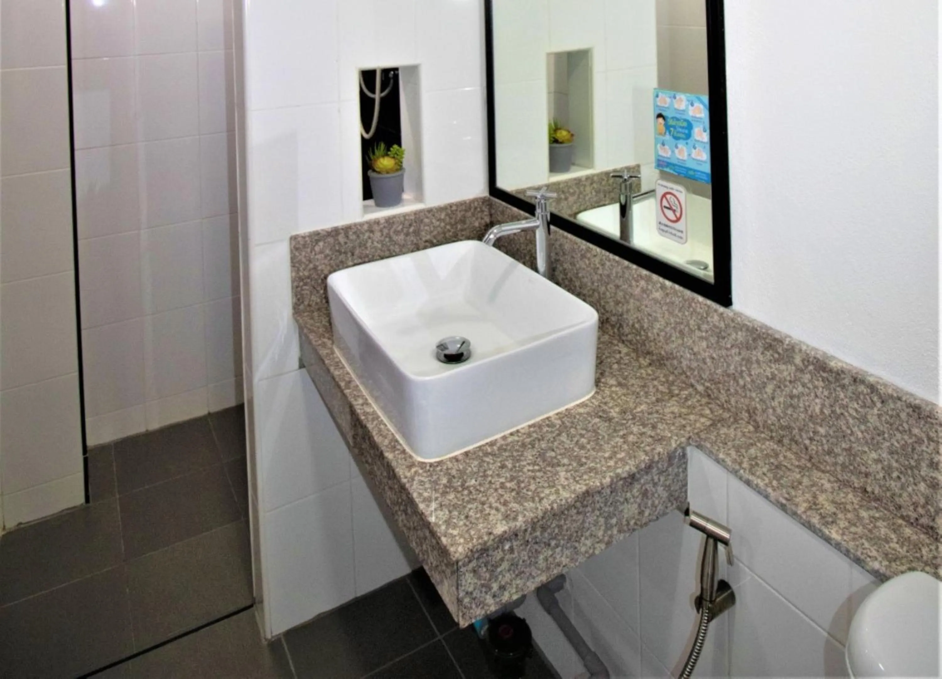 Bathroom in The 168 Gallery Residence and Hotel