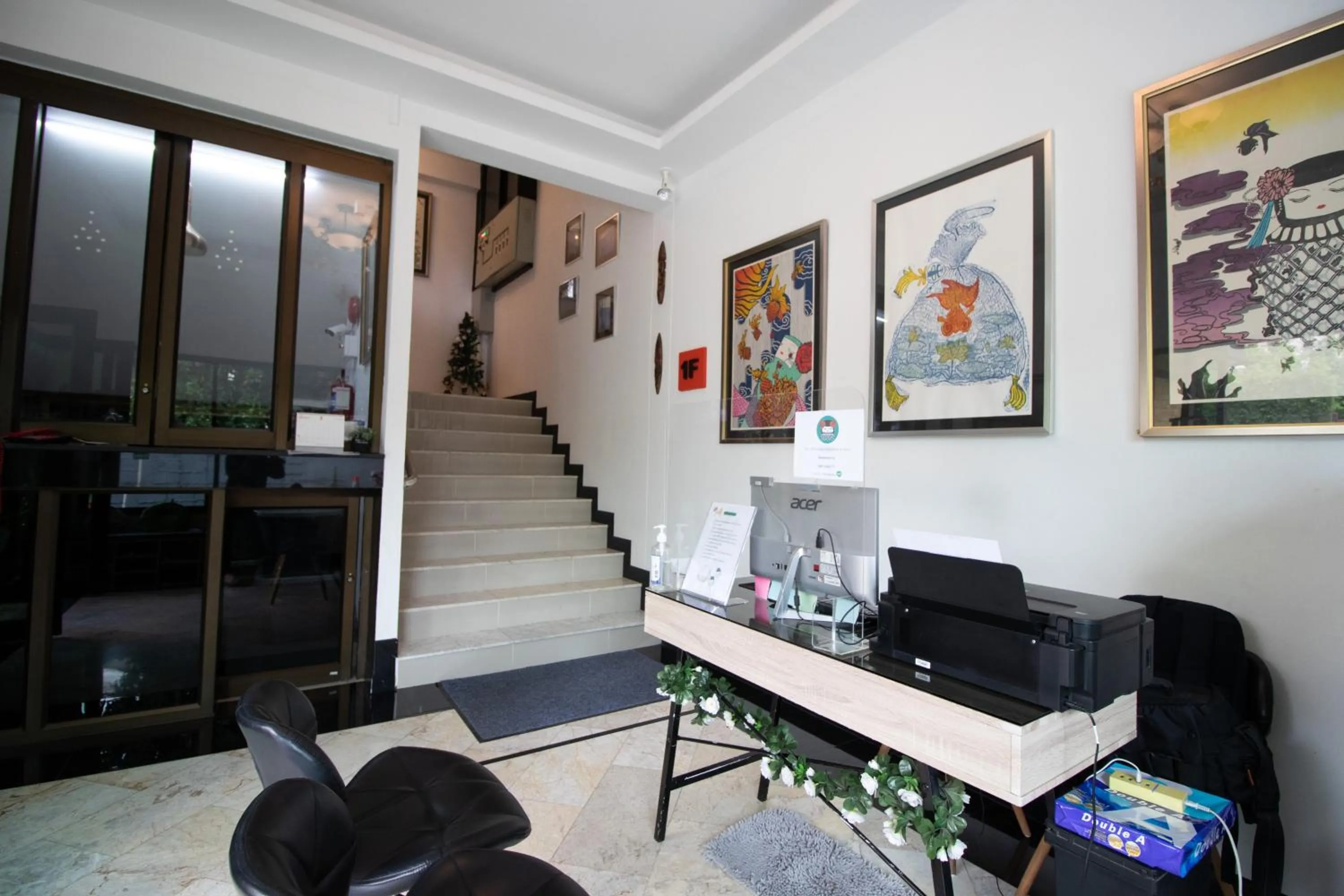 Lobby or reception in The 168 Gallery Residence and Hotel