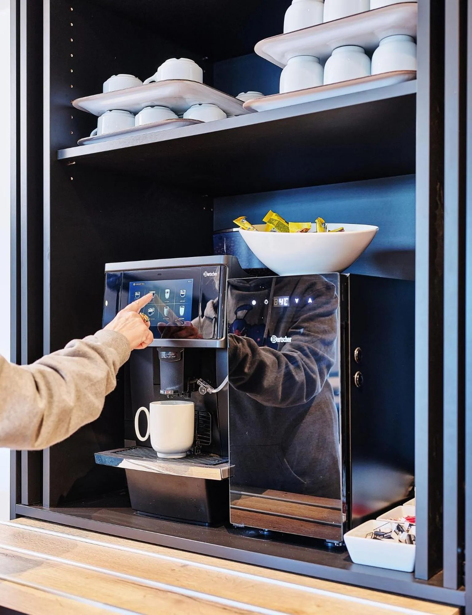 Coffee/tea facilities in Logis Hôtel Restaurant Aloe