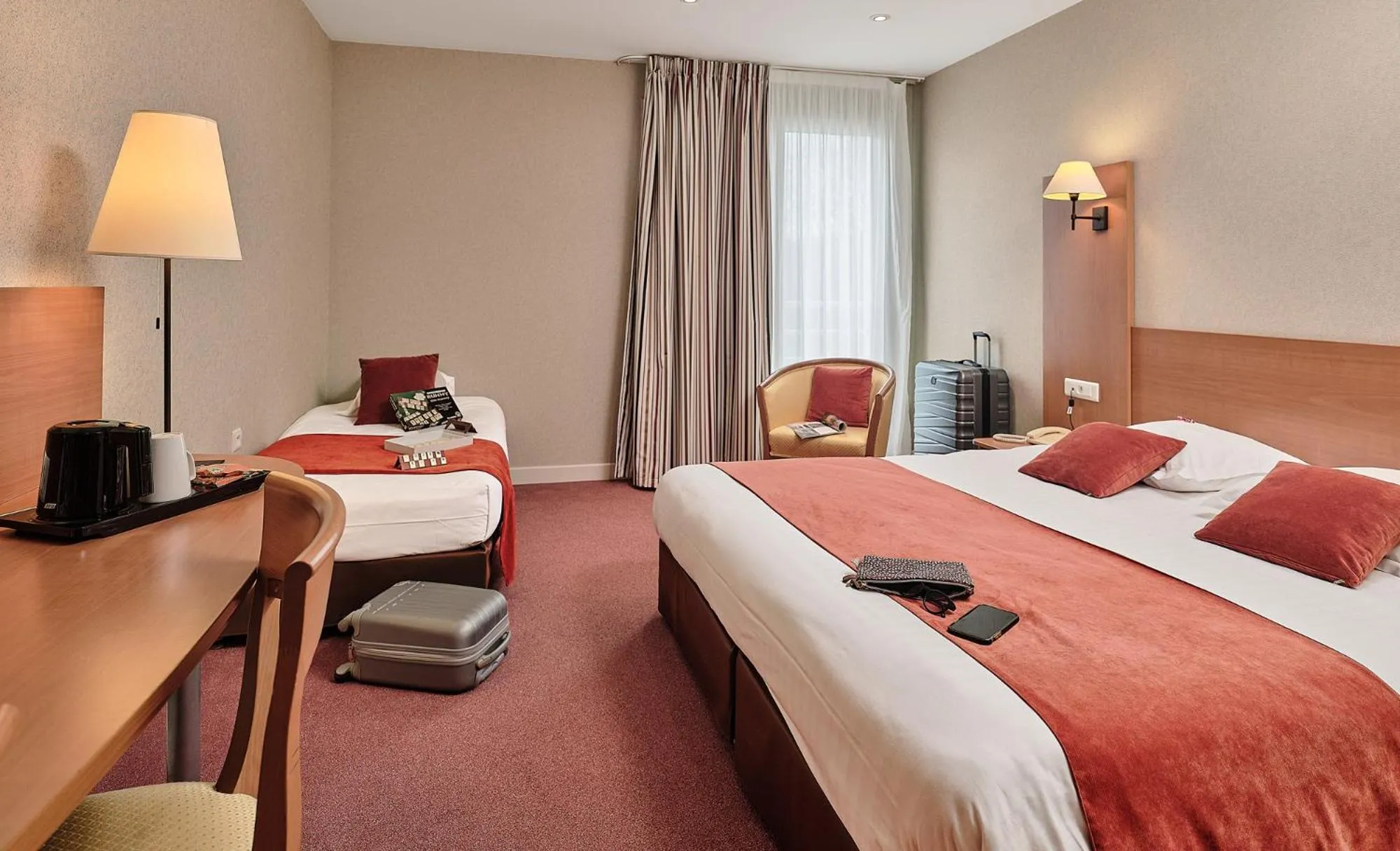 Bedroom, Bed in Logis Hôtel Restaurant Aloe