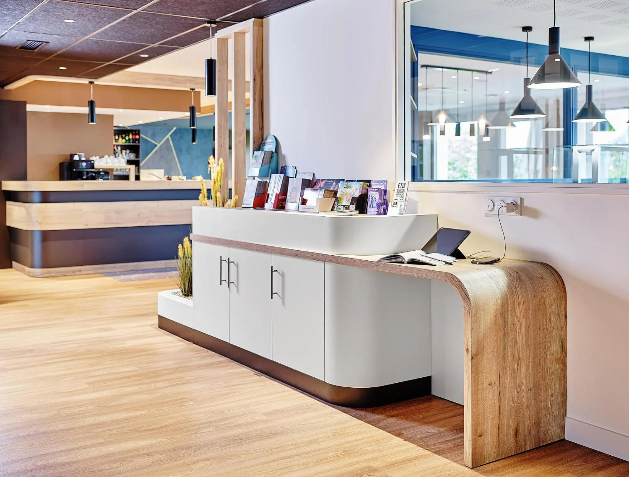 Business facilities in Logis Hôtel Restaurant Aloe