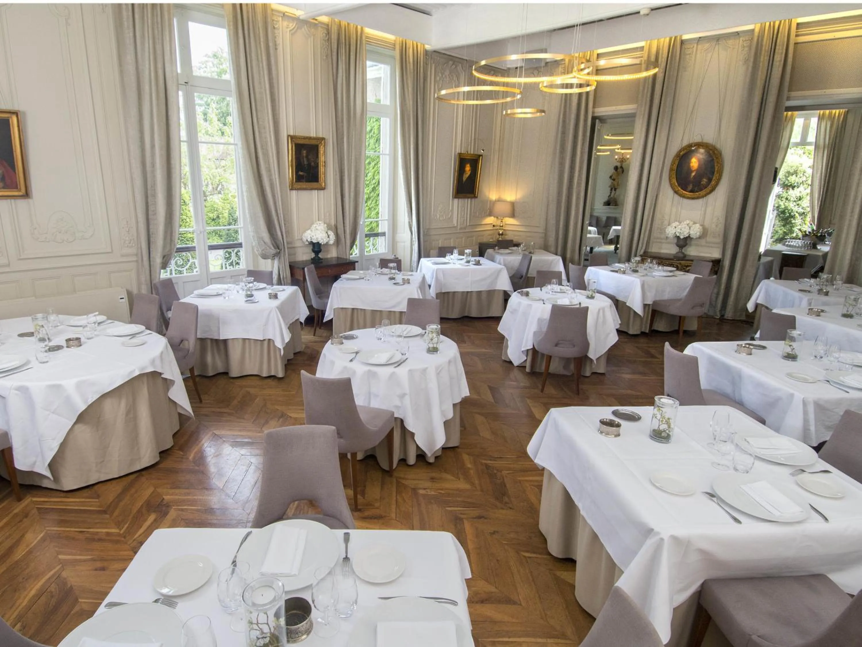 Restaurant/places to eat in Château Hôtel, Restaurant & Spa De La Commanderie